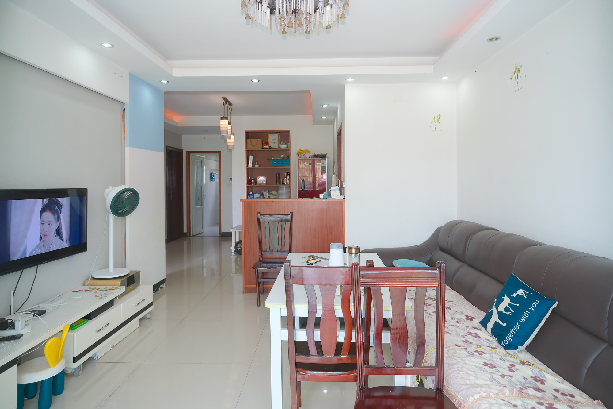 长丰星城 3室2厅1卫 45.8万 长丰星城 3室2厅1卫 45.8万客厅