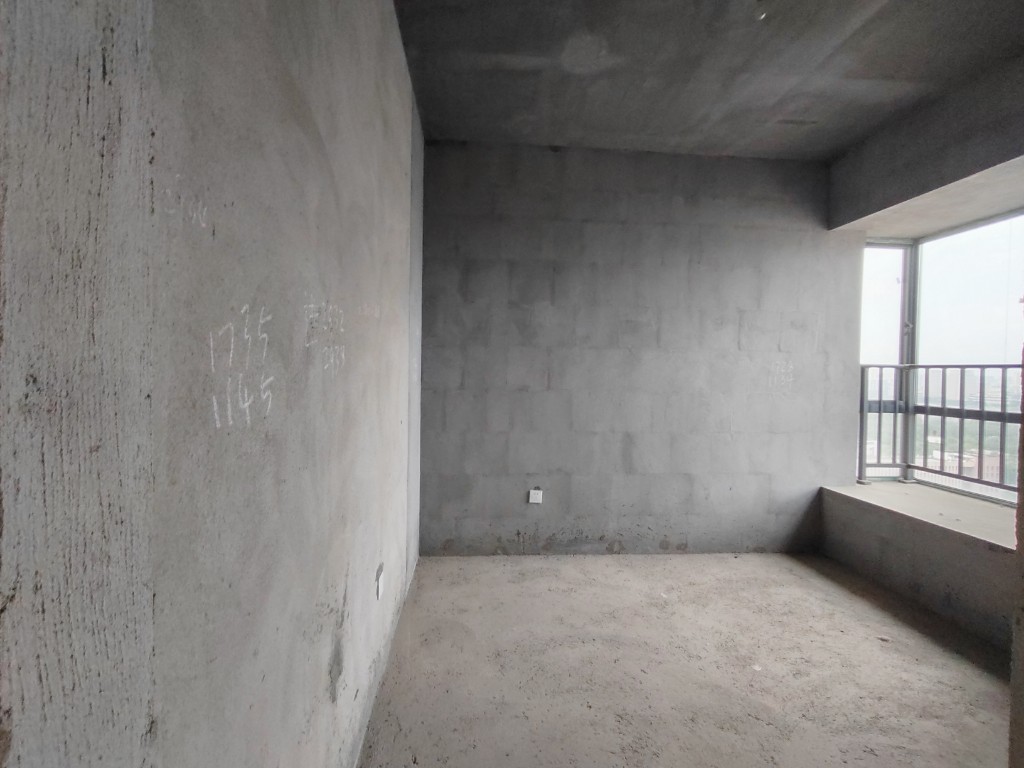 城发锦城 3室2厅2卫 77.0万 城发锦城 3室2厅2卫 77.0万客厅