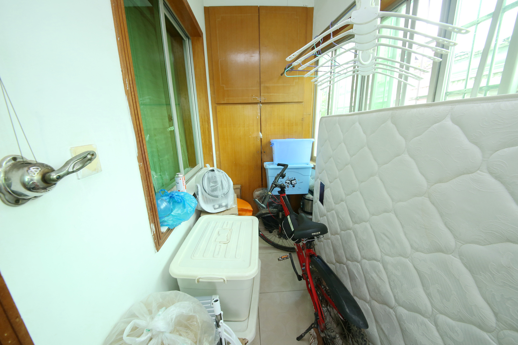 马王堆陶瓷建材新城  4室2厅2卫   78.00万阳台