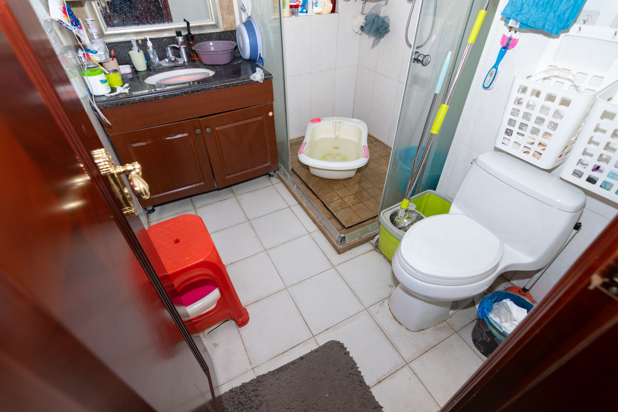 恒大名都 3室2厅2卫 81.8万 恒大名都 3室2厅2卫 81.8万卫生间