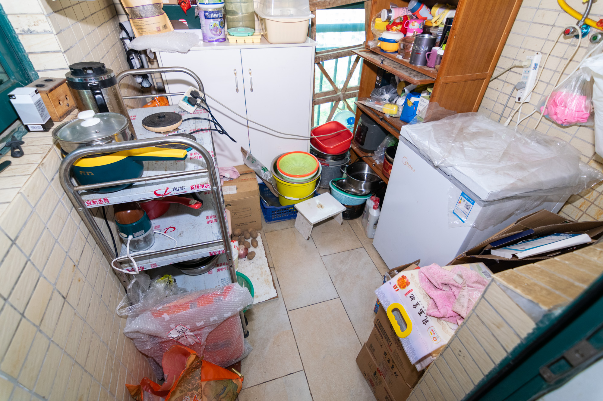 恒大名都 3室2厅2卫 81.8万 恒大名都 3室2厅2卫 81.8万阳台