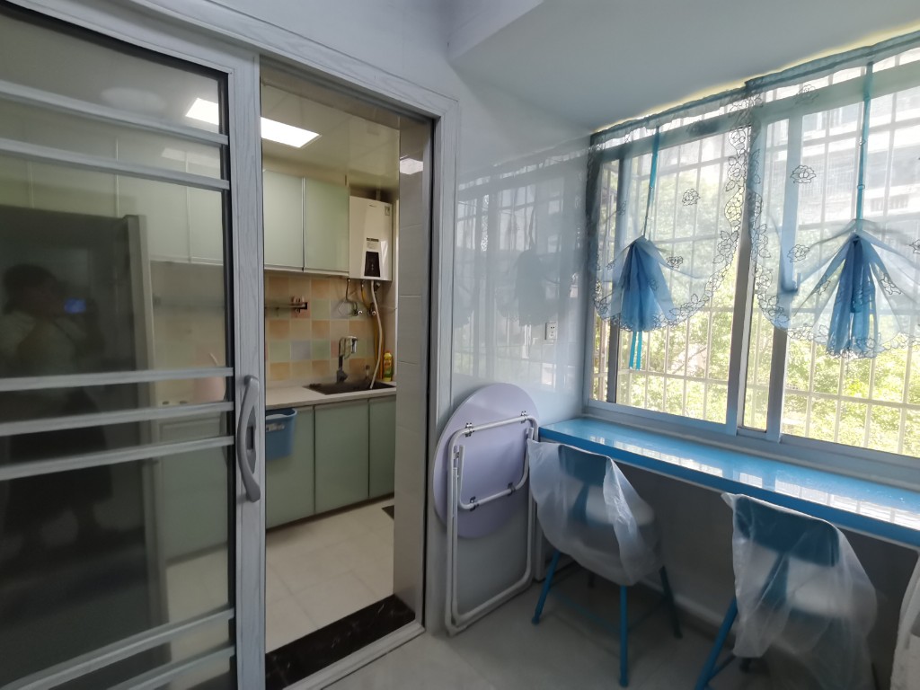 滨江一村  2室1厅1卫    45.0万 滨江一村  2室1厅1卫    45.0万客厅