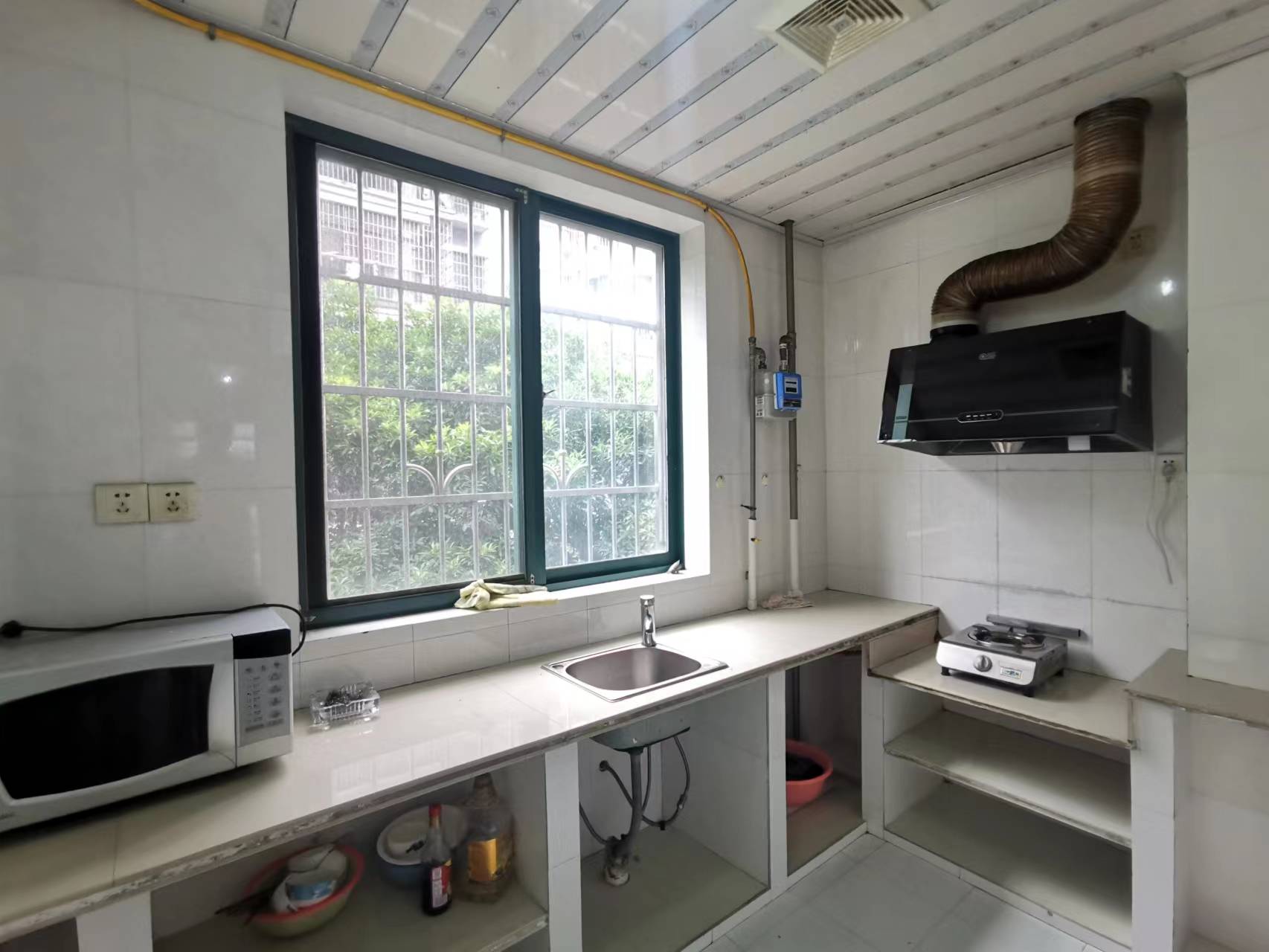 圣华名城建设北路110号 2室2厅2卫 38.0万 圣华名城建设北路110号 2室2厅2卫 38.0万客厅