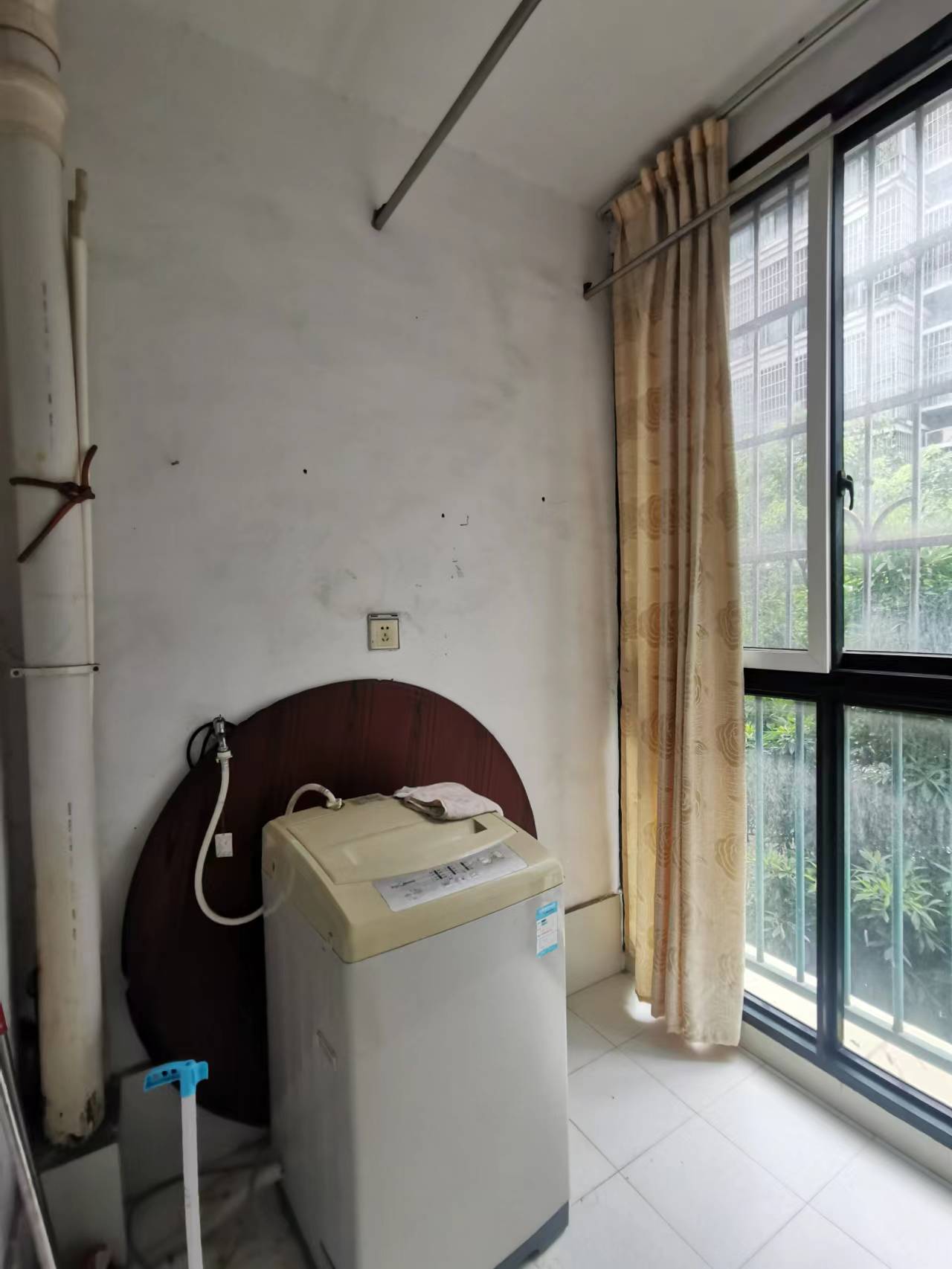 圣华名城建设北路110号 2室2厅2卫 38.0万 圣华名城建设北路110号 2室2厅2卫 38.0万客厅