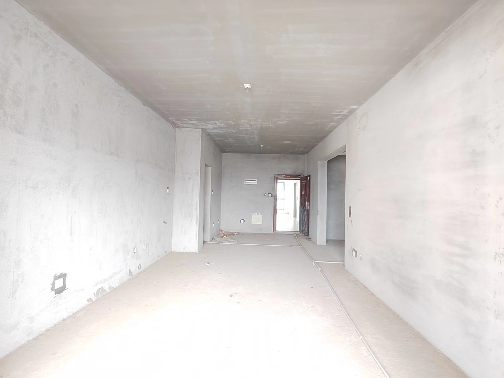 西郡佳园 2室2厅1卫 55.0万 西郡佳园 2室2厅1卫 55.0万客厅