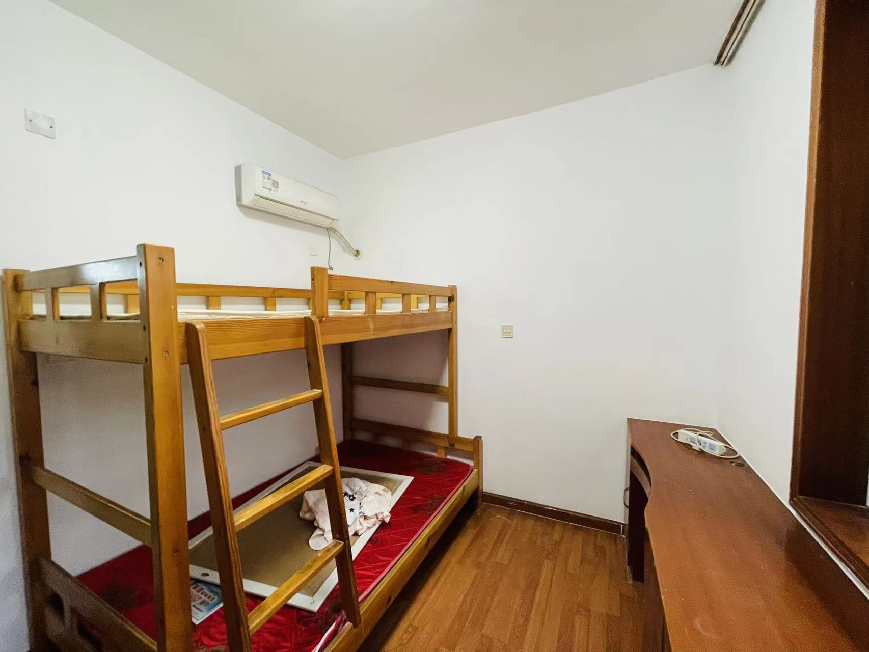 怡荷园小区 2室2厅1卫 32.0万 怡荷园小区 2室2厅1卫 32.0万客厅