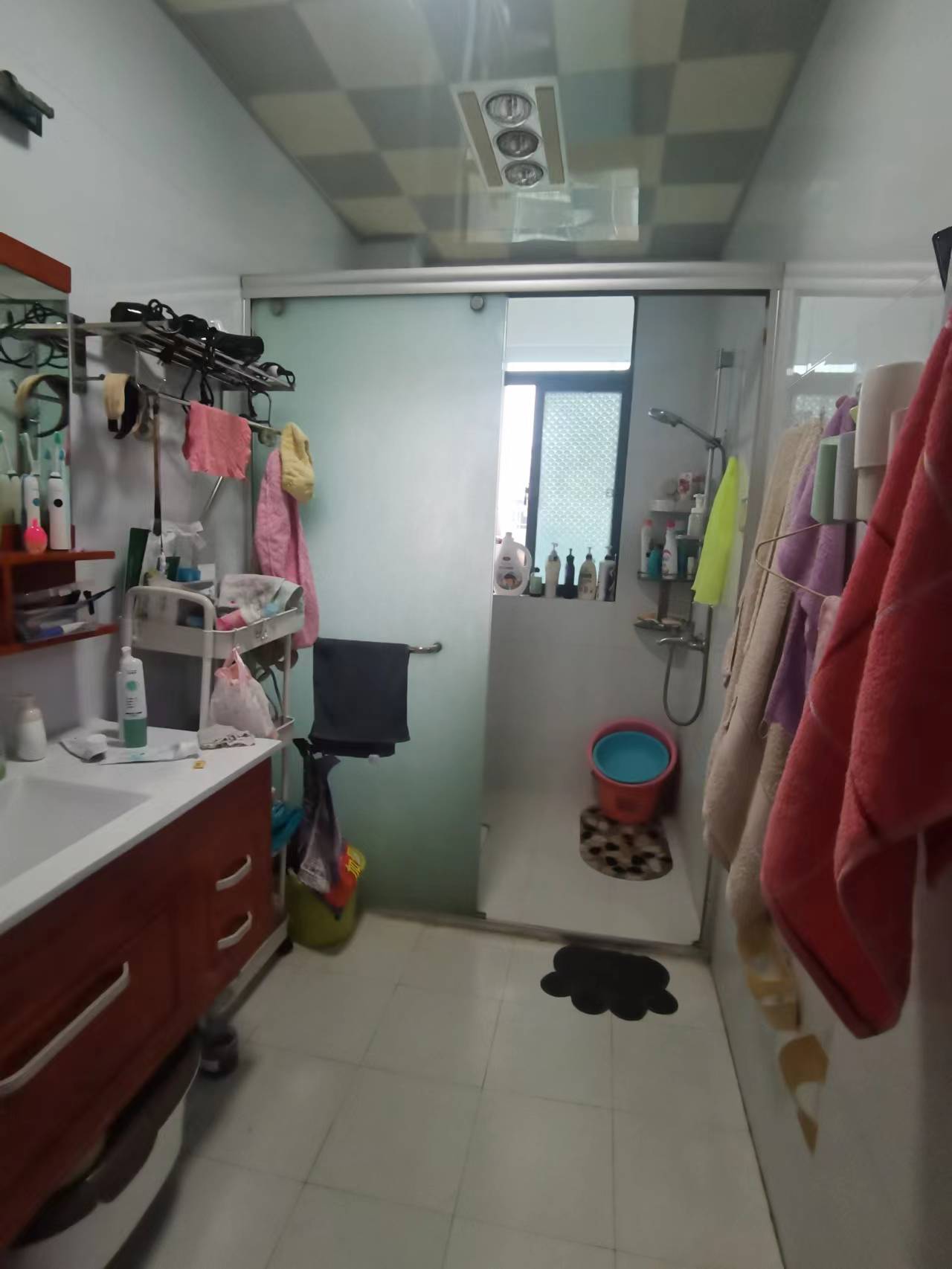 中央皇庭 3室2厅1卫 56.8万 中央皇庭 3室2厅1卫 56.8万客厅