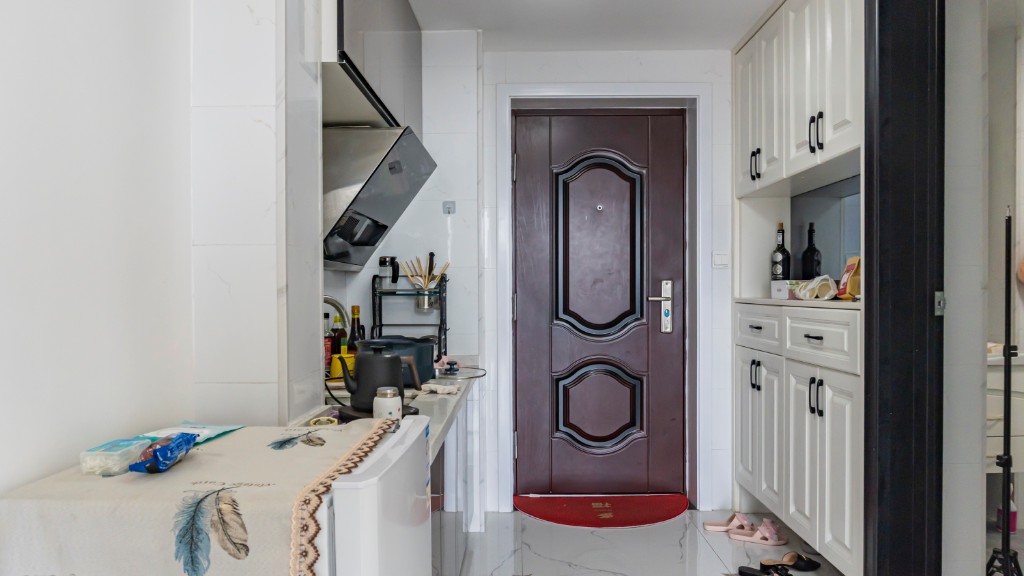 梓湖明珠  1室1厅1卫    32.8万 梓湖明珠  1室1厅1卫    32.8万客厅