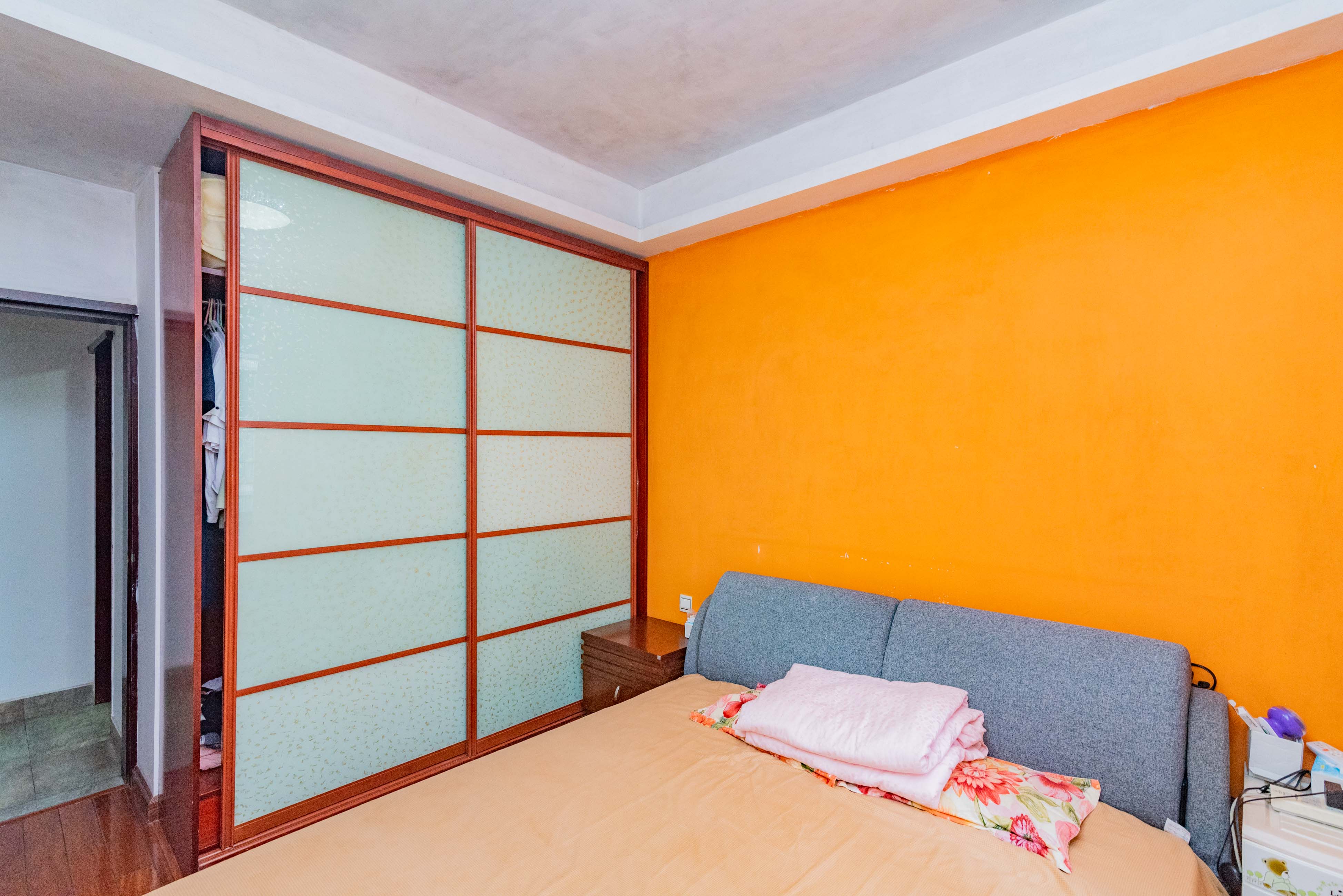 雍景园  3室2厅2卫    129.0万 雍景园  3室2厅2卫    129.0万卧室