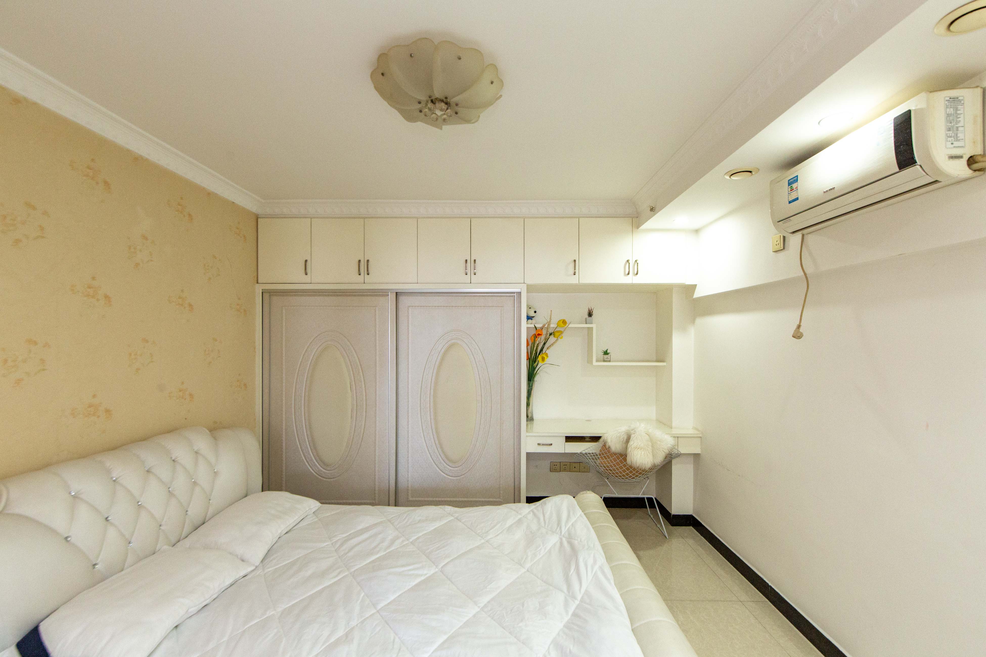 金色loft（鑫秋大厦）  2室1厅1卫   56.80万卧室