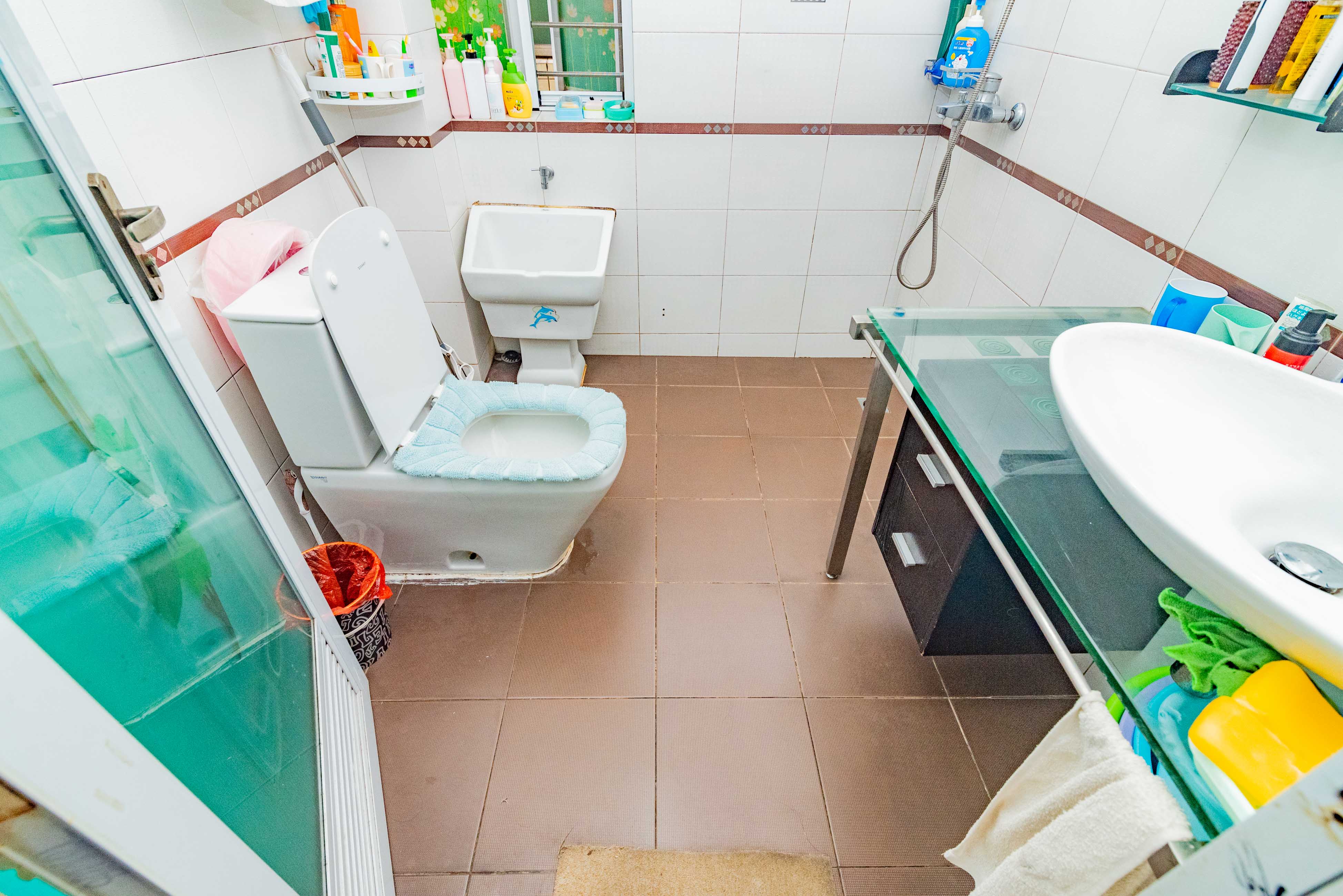 雍景园  3室2厅2卫    129.0万 雍景园  3室2厅2卫    129.0万卫生间