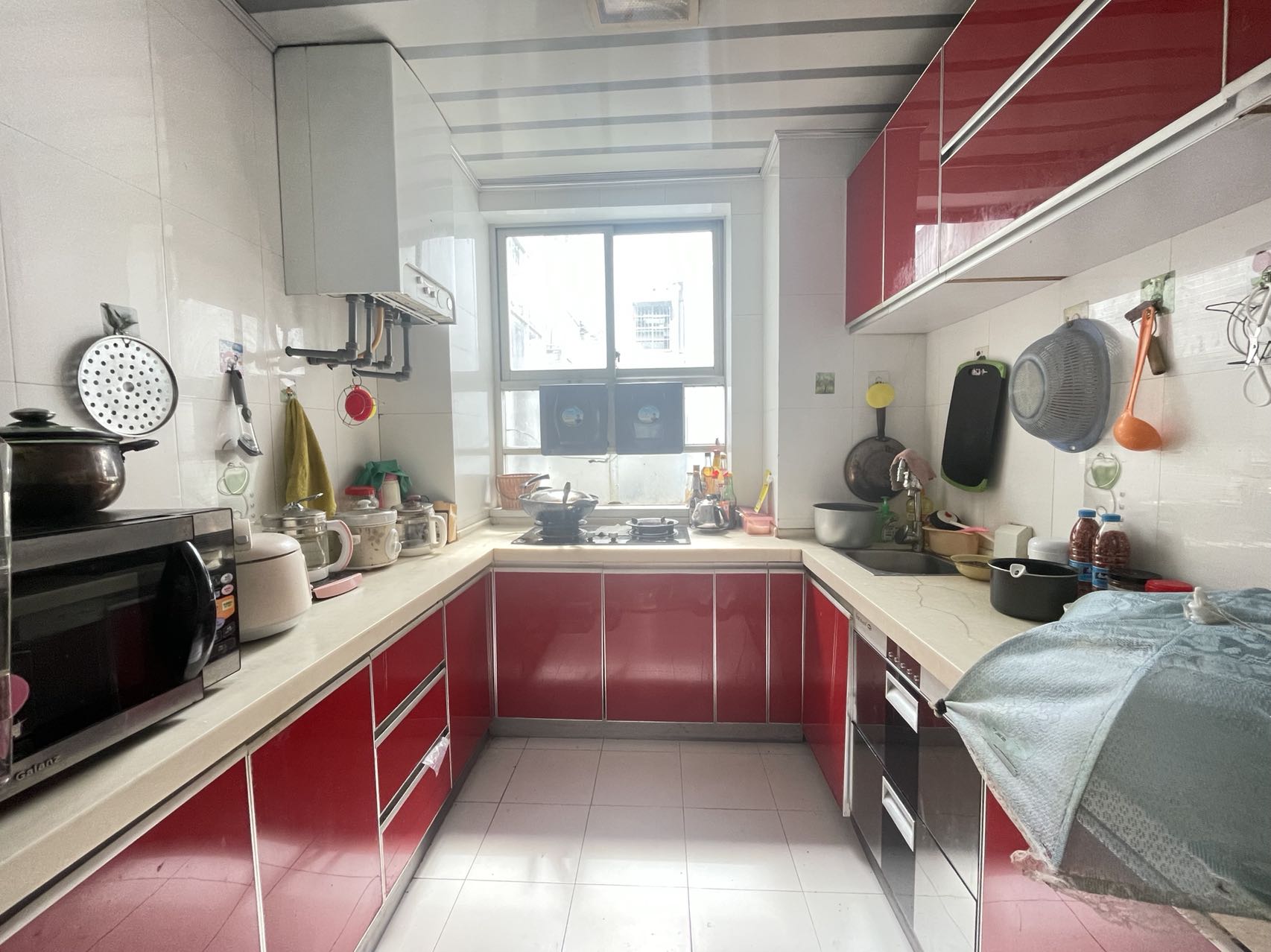 团结一村 5室2厅3卫 90.0万 团结一村 5室2厅3卫 90.0万客厅