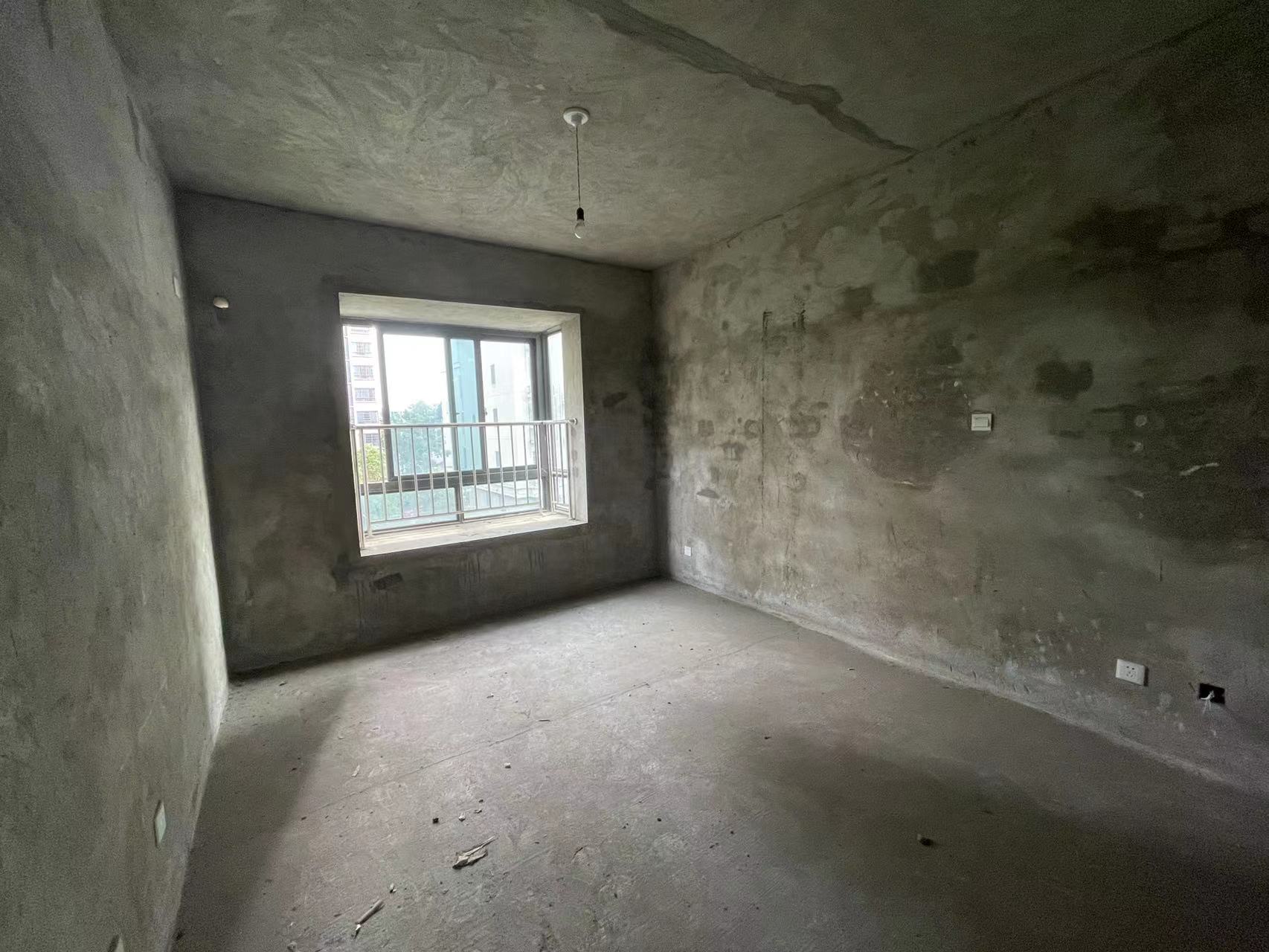 百江花园 3室2厅1卫 43.8万 百江花园 3室2厅1卫 43.8万客厅