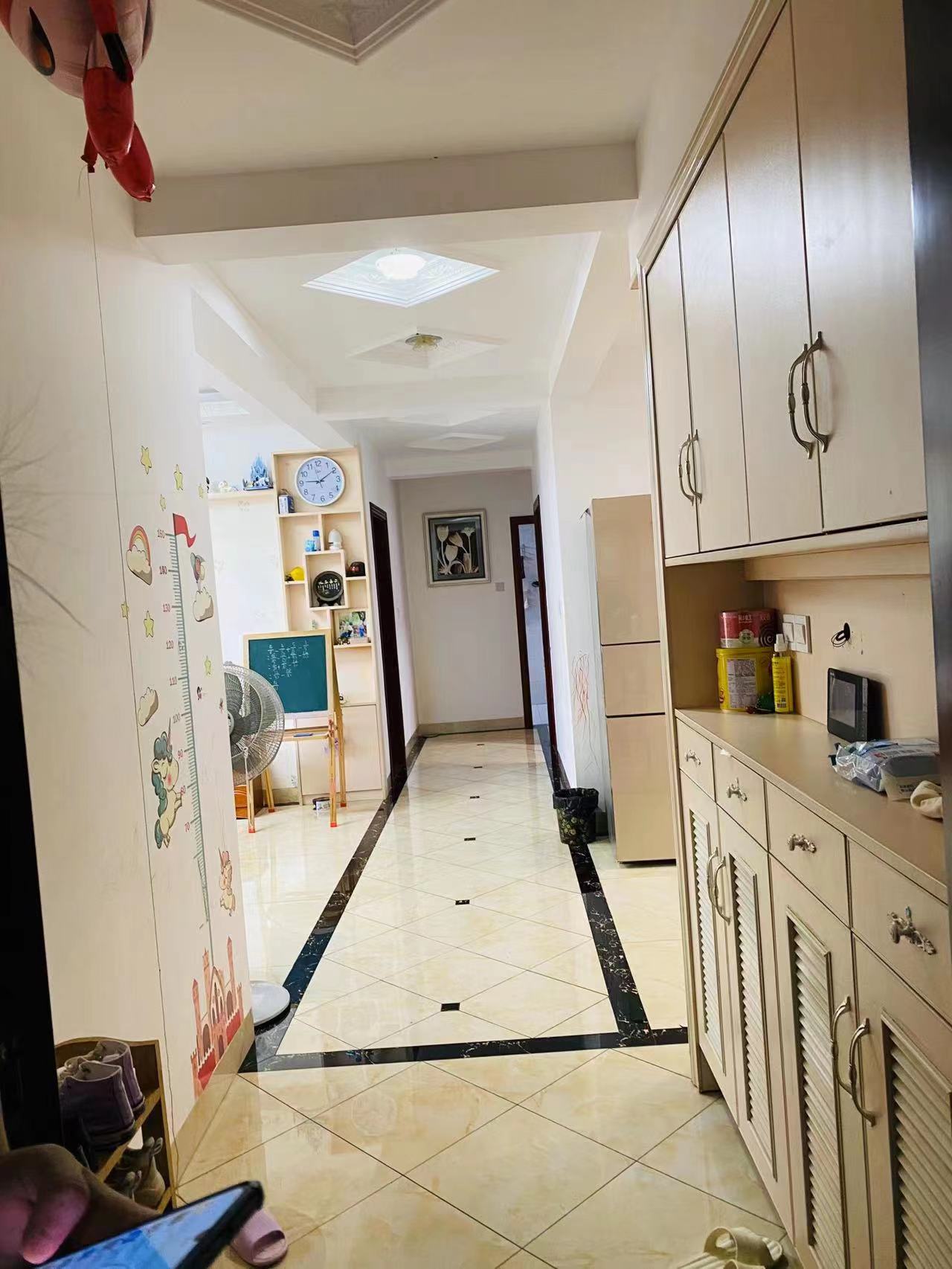 慧谷阳光 3室2厅1卫 75.80万 慧谷阳光 3室2厅1卫 75.80万客厅