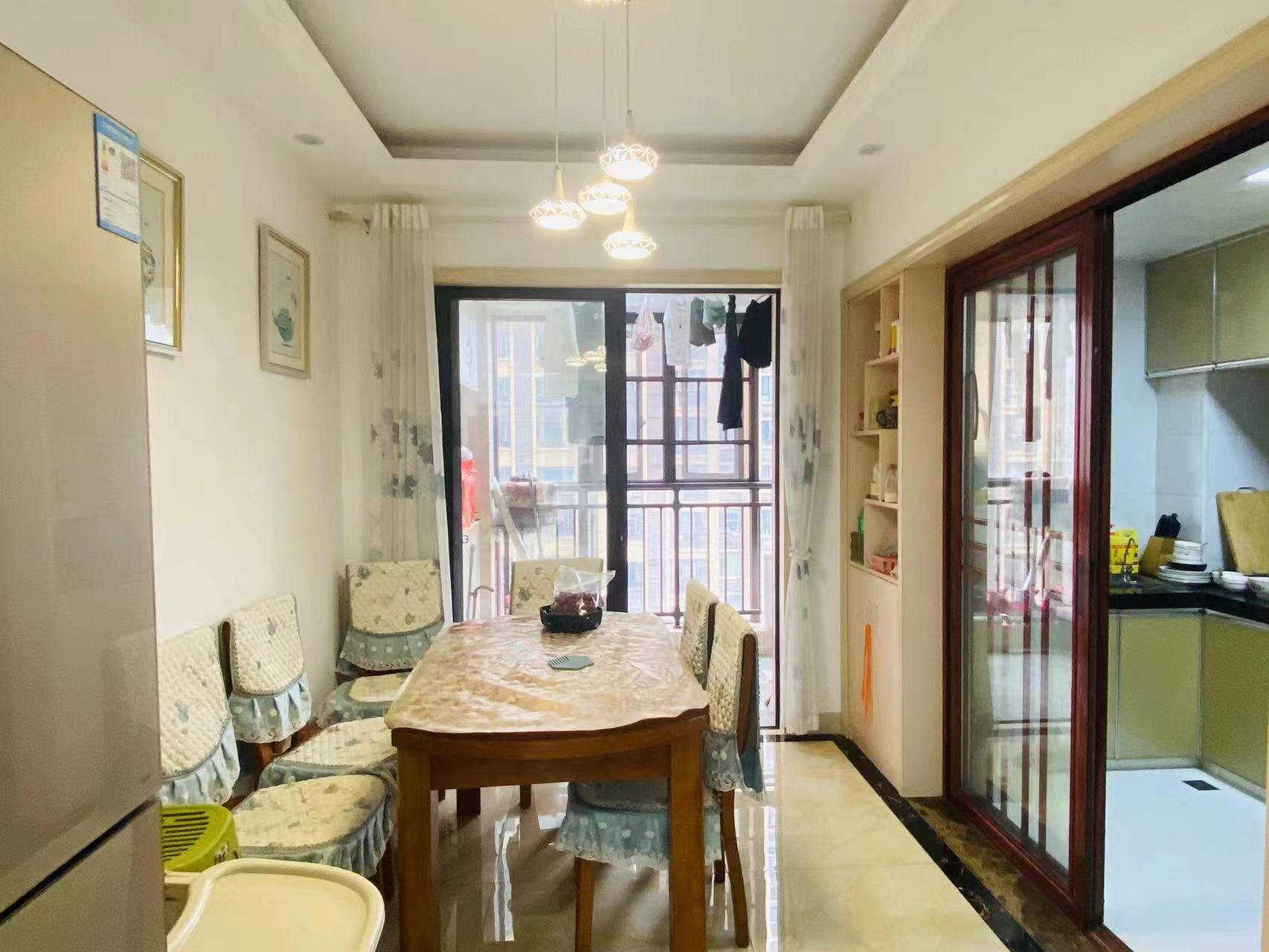 慧谷阳光 3室2厅1卫 75.80万 慧谷阳光 3室2厅1卫 75.80万客厅