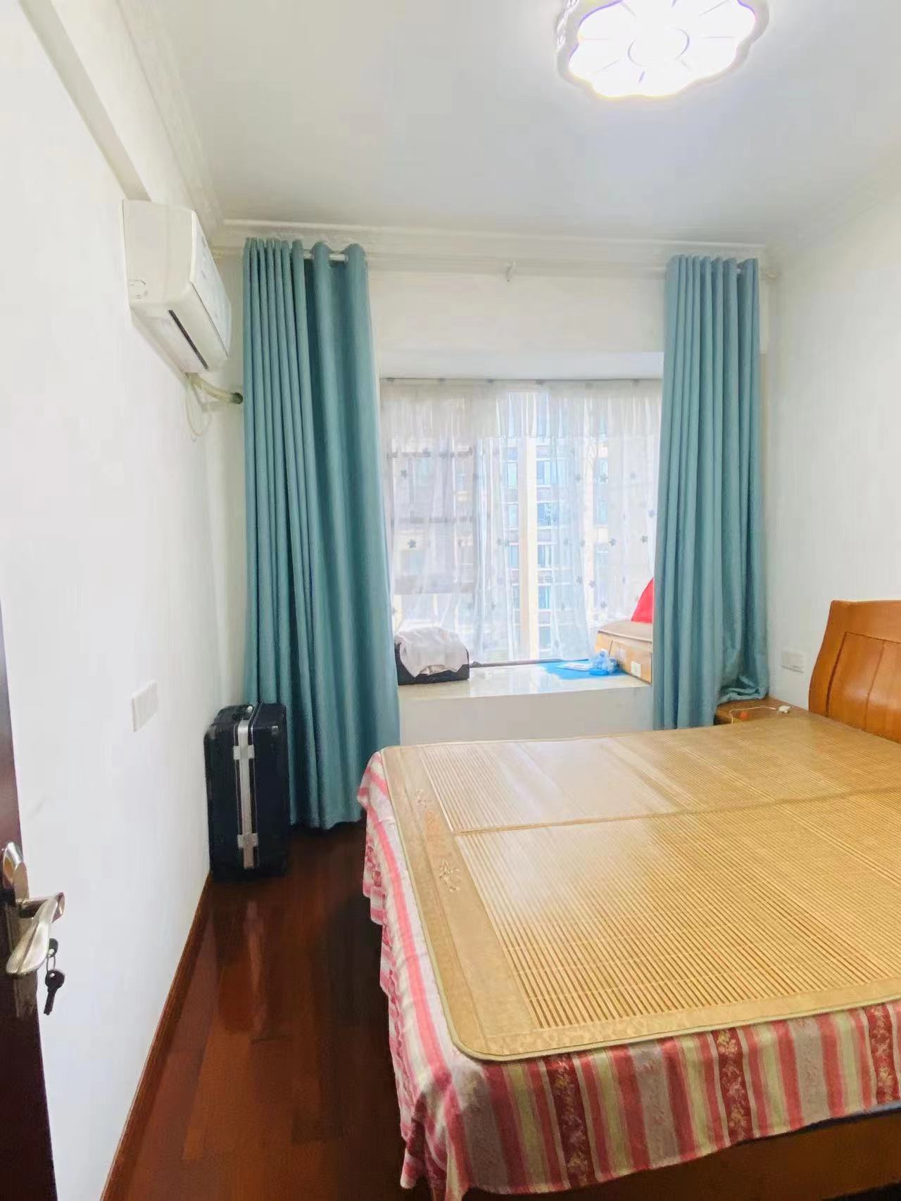 慧谷阳光 3室2厅1卫 75.80万 慧谷阳光 3室2厅1卫 75.80万客厅