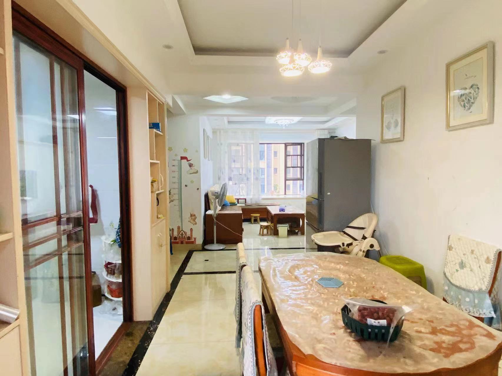 慧谷阳光 3室2厅1卫 75.80万 慧谷阳光 3室2厅1卫 75.80万客厅