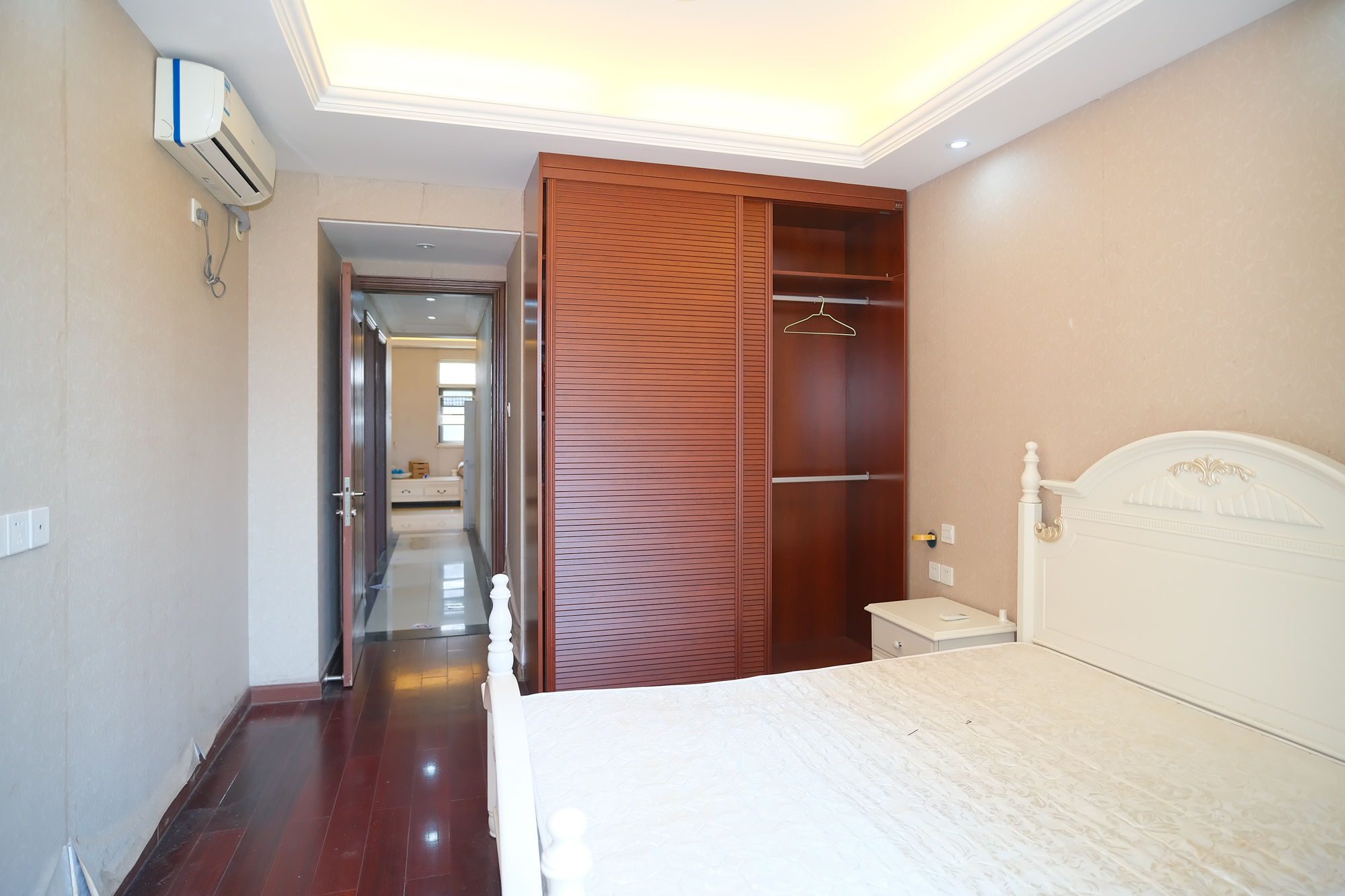 郡原居里 3室2厅1卫 50.0万 郡原居里 3室2厅1卫 50.0万卧室