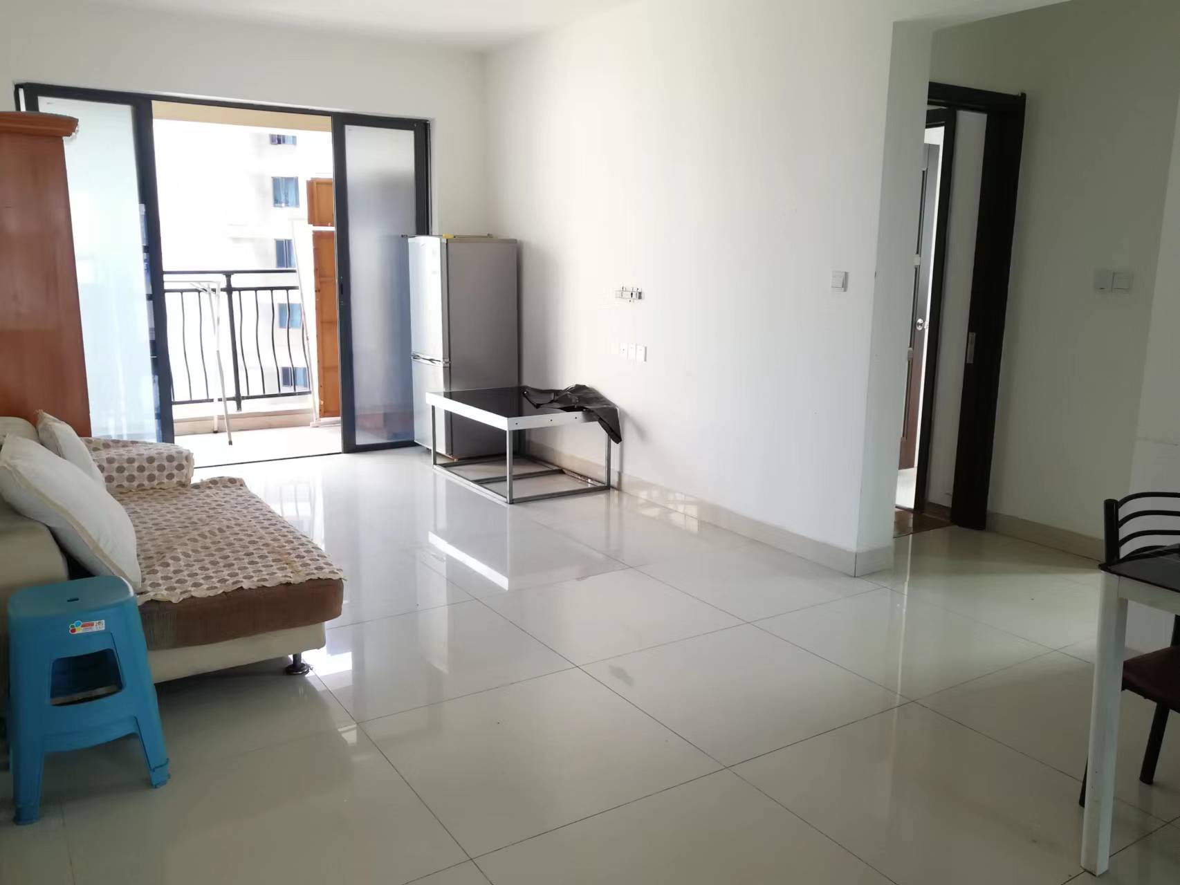 碧桂园 3室2厅2卫 59.8万 碧桂园 3室2厅2卫 59.8万客厅