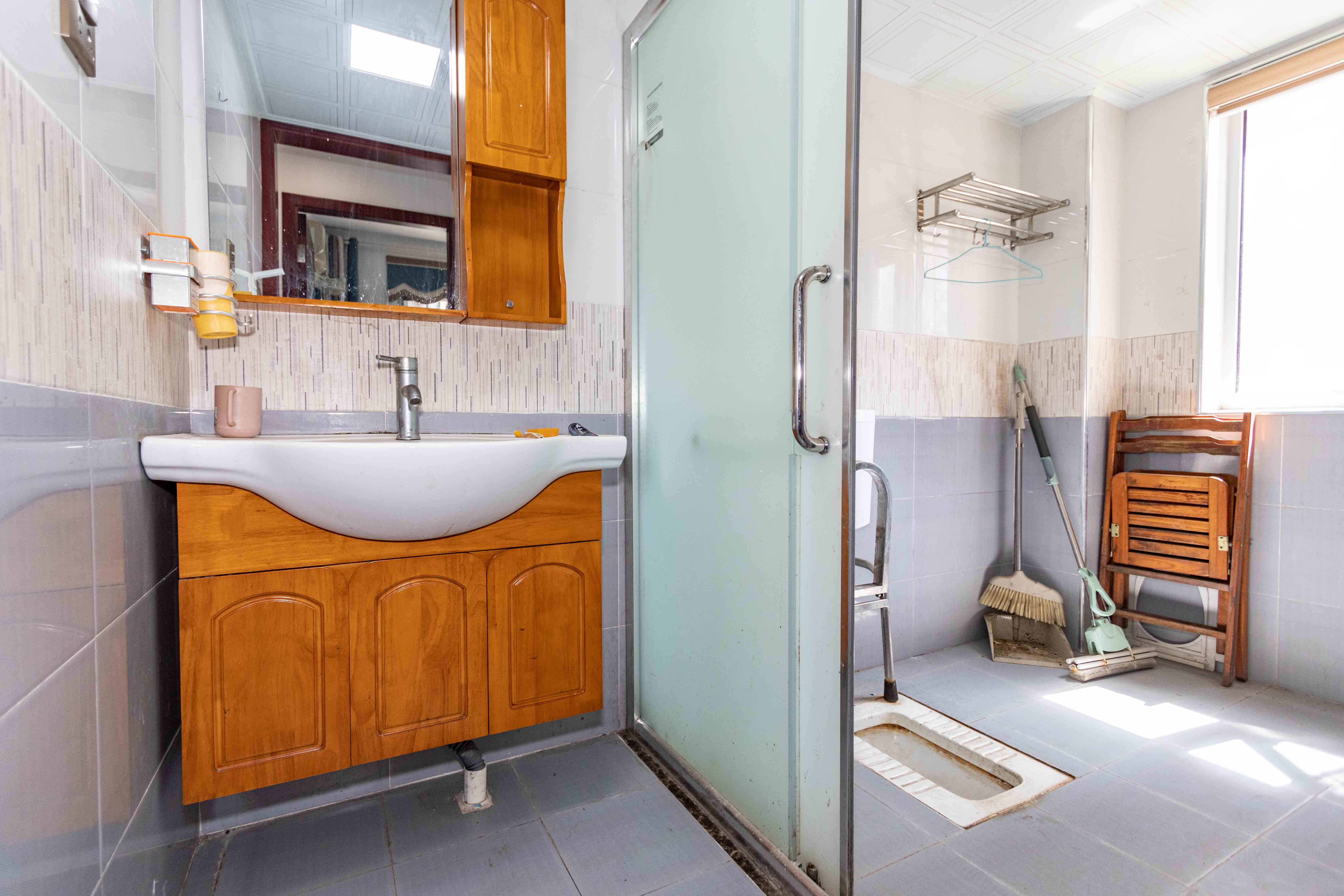 丽发新城 3室2厅2卫 88.8万 丽发新城 3室2厅2卫 88.8万卫生间