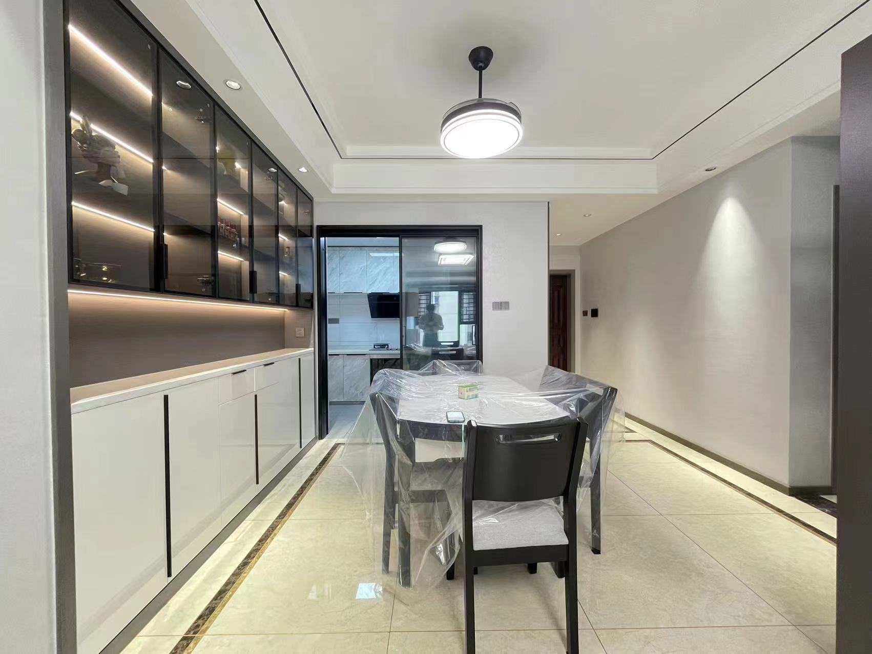 中建玥熙台 4室2厅2卫 115.0万 中建玥熙台 4室2厅2卫 115.0万客厅