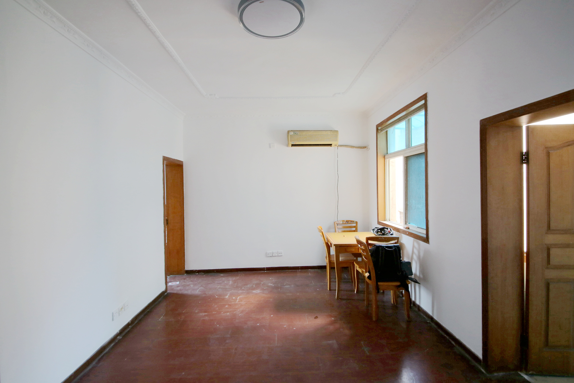 市直属机关宿舍  2室1厅1卫    57.0万客厅