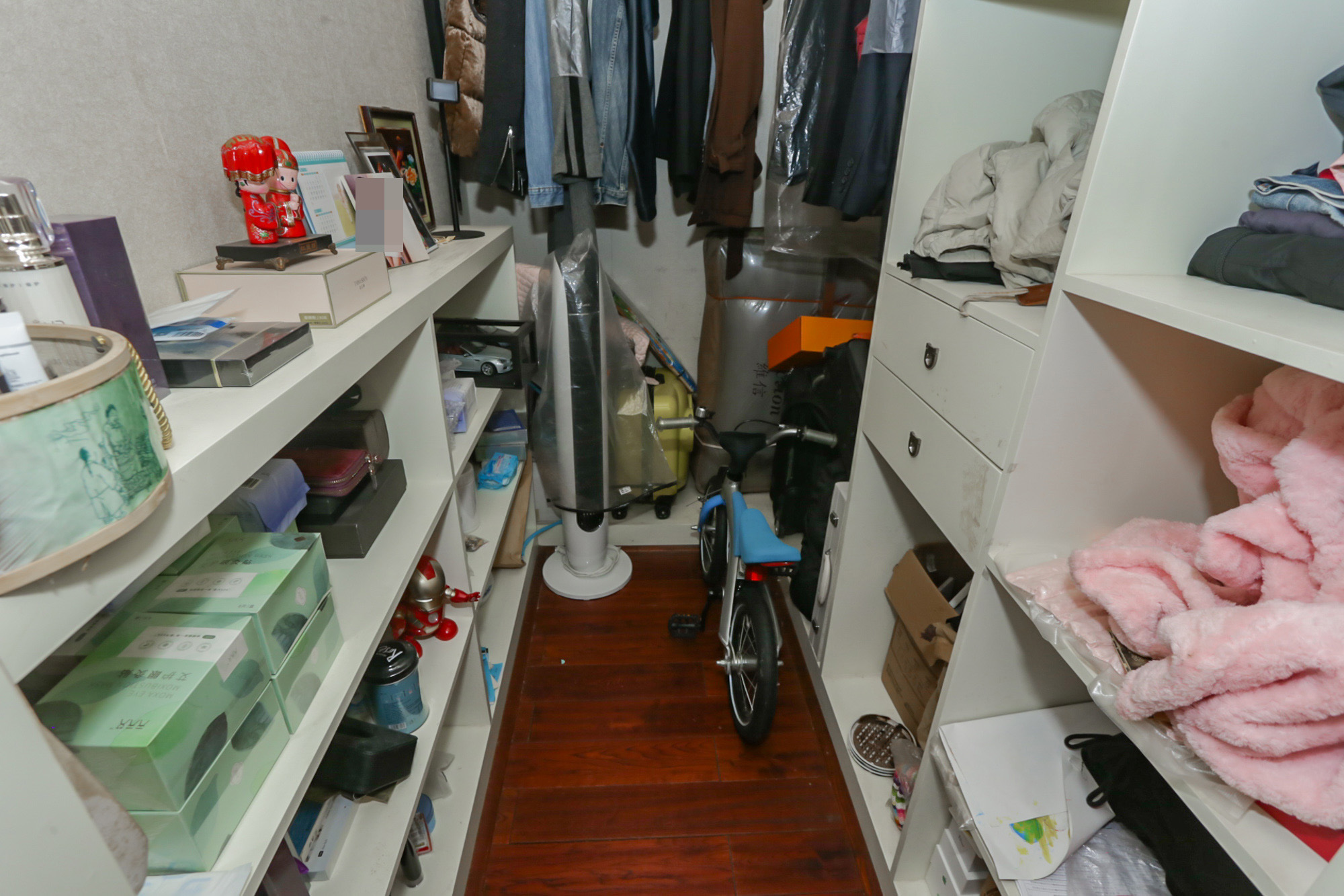 西山汇景一、二期  4室2厅2卫   230.00万其他