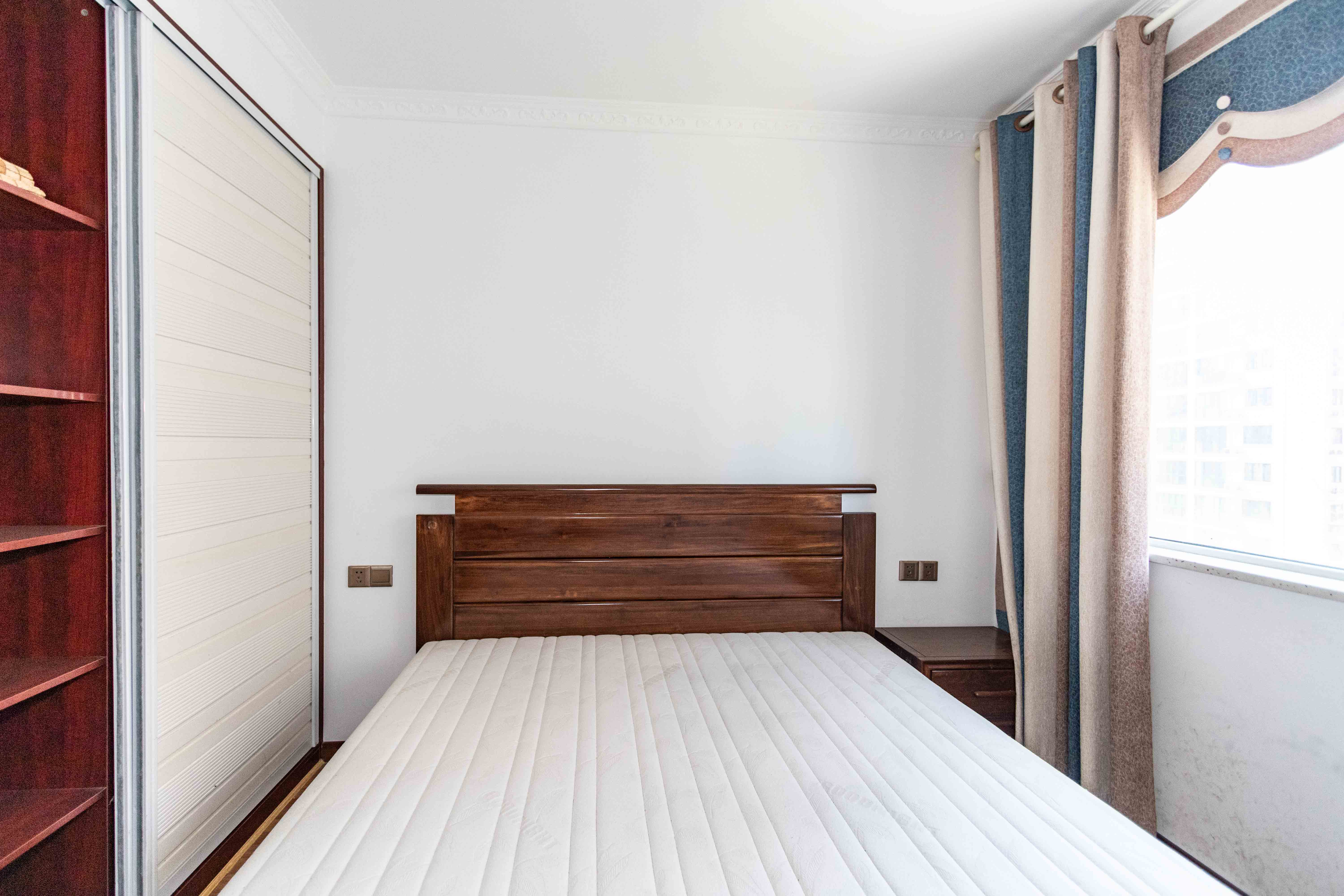 丽发新城  3室2厅2卫    88.8万卧室