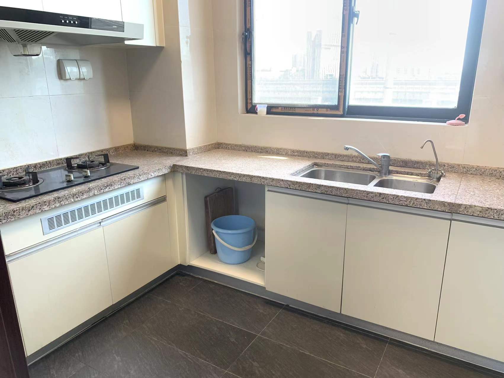 碧桂园 3室2厅2卫 59.8万 碧桂园 3室2厅2卫 59.8万客厅