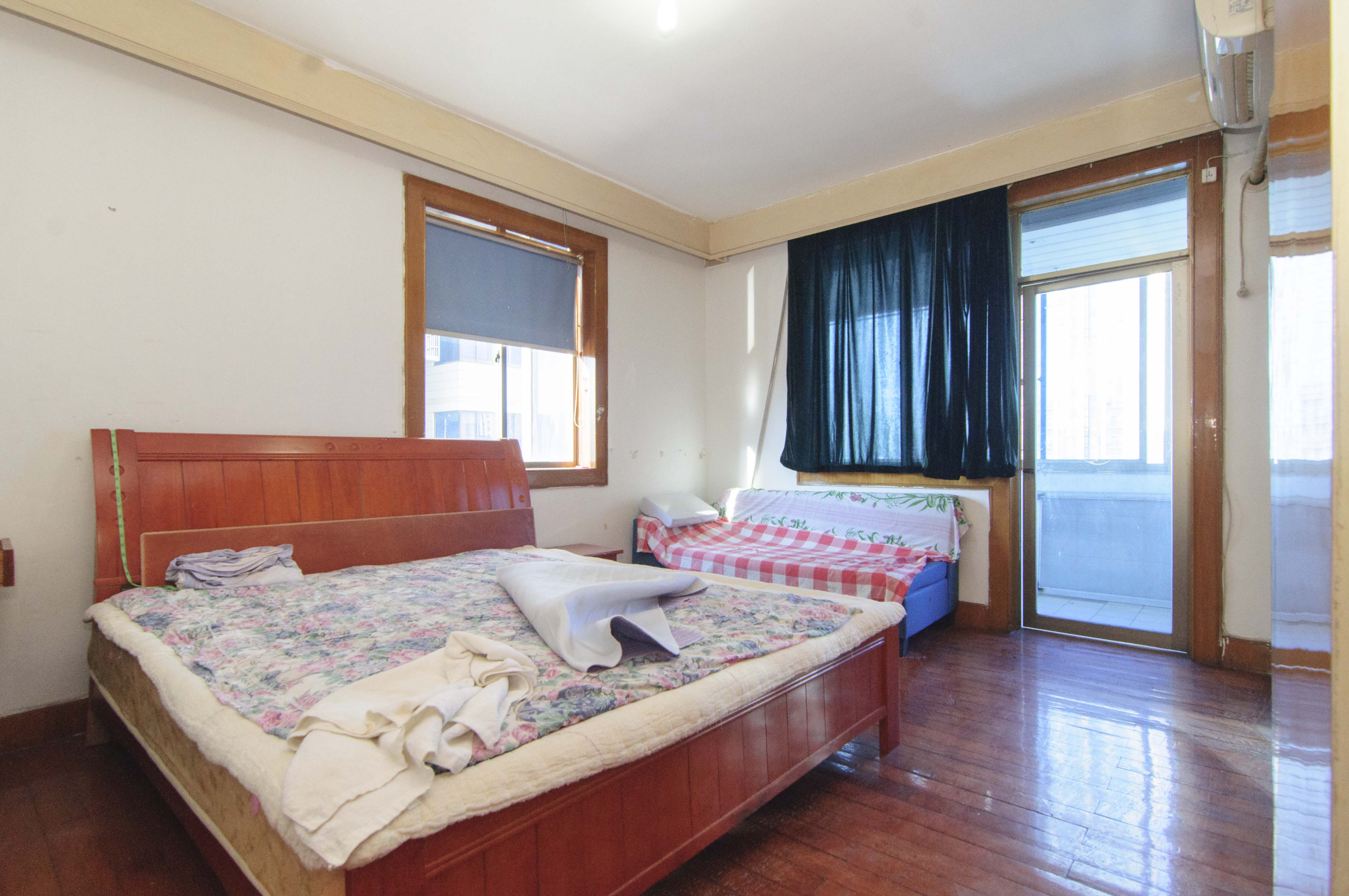 長沙市自來水公司住宅小區(qū)（白沙路119號）  2室2廳1衛(wèi)    97.8萬臥室
