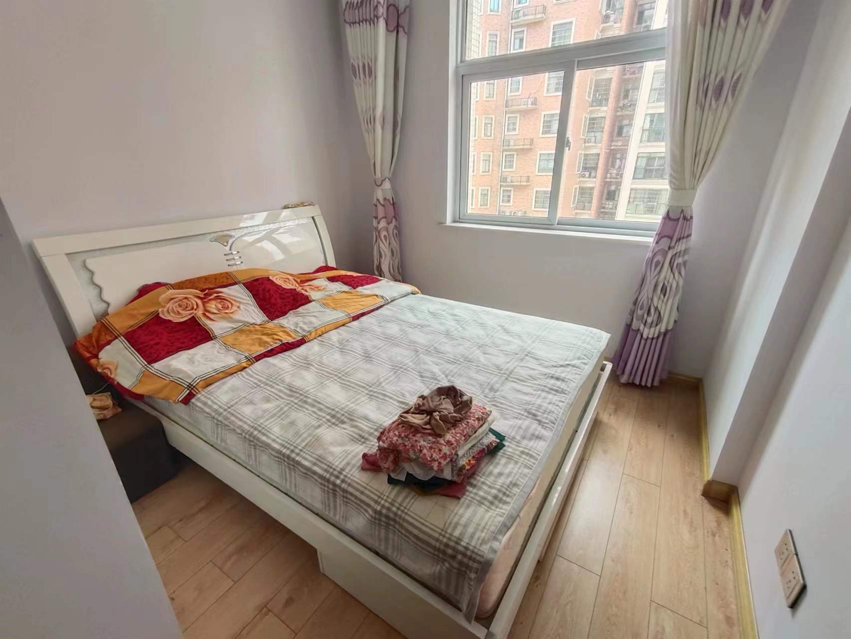 香博堡 0室0厅0卫 68.0万 香博堡 0室0厅0卫 68.0万客厅