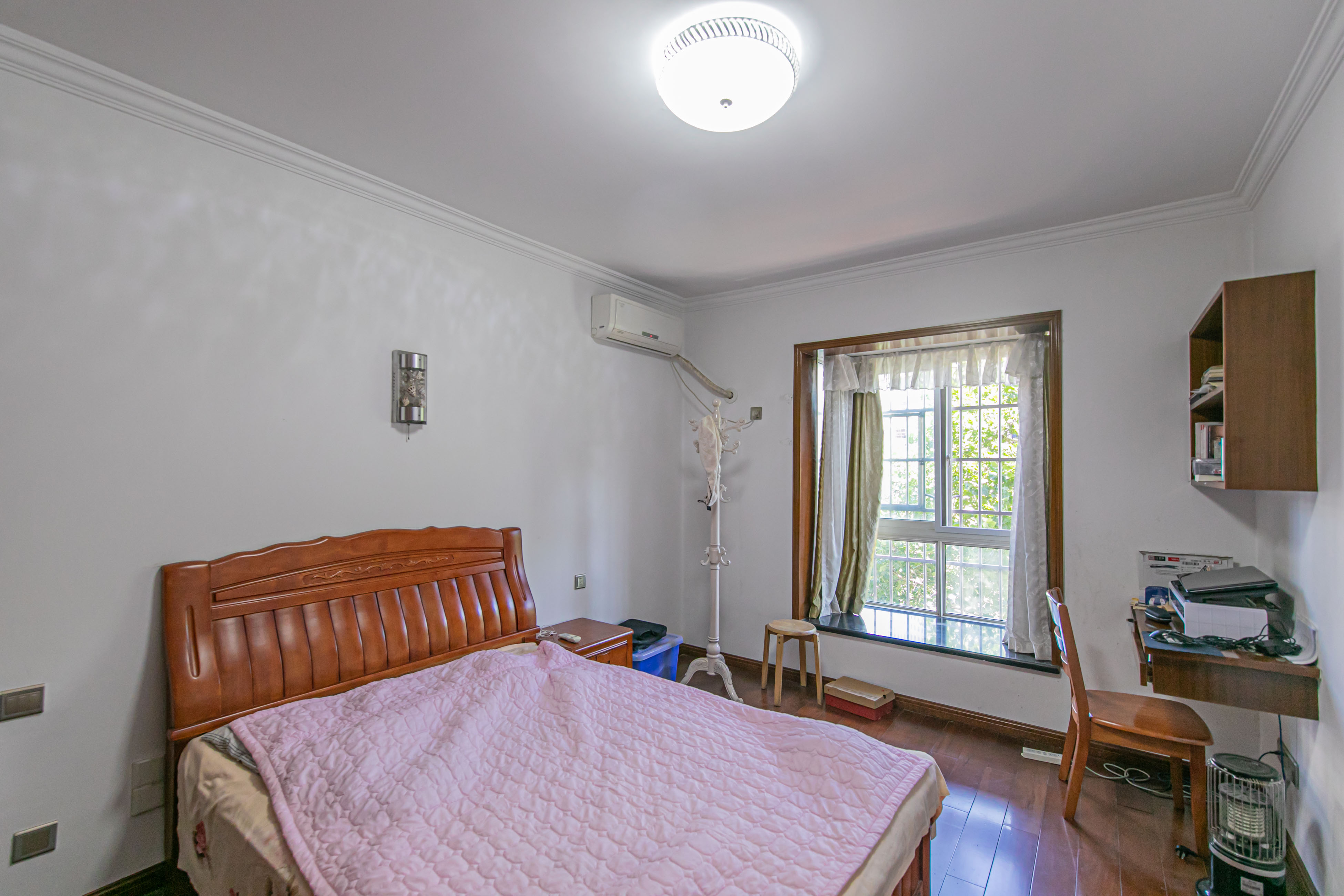 开源鑫阁 4室2厅2卫 88.0万 开源鑫阁 4室2厅2卫 88.0万卧室