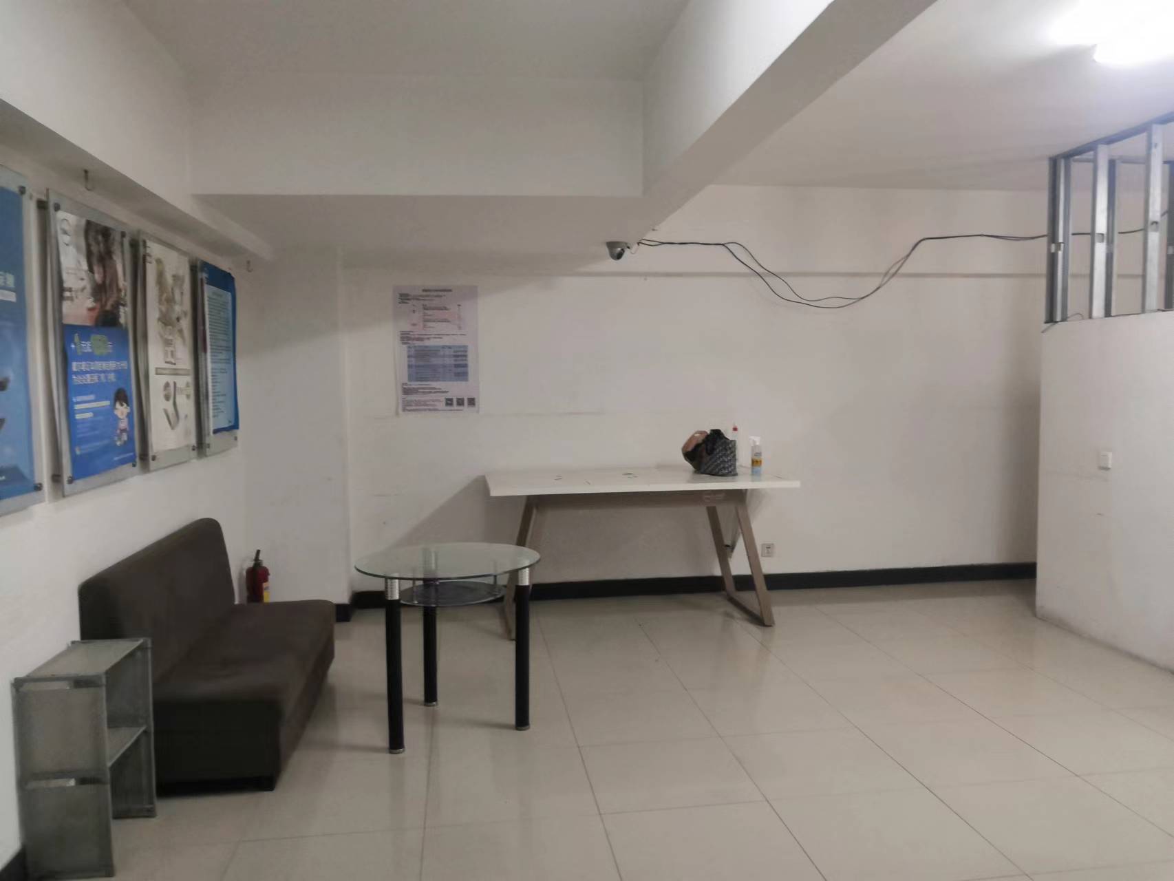 中房电脑大市场 1室1厅1卫 55.0万 中房电脑大市场 1室1厅1卫 55.0万客厅