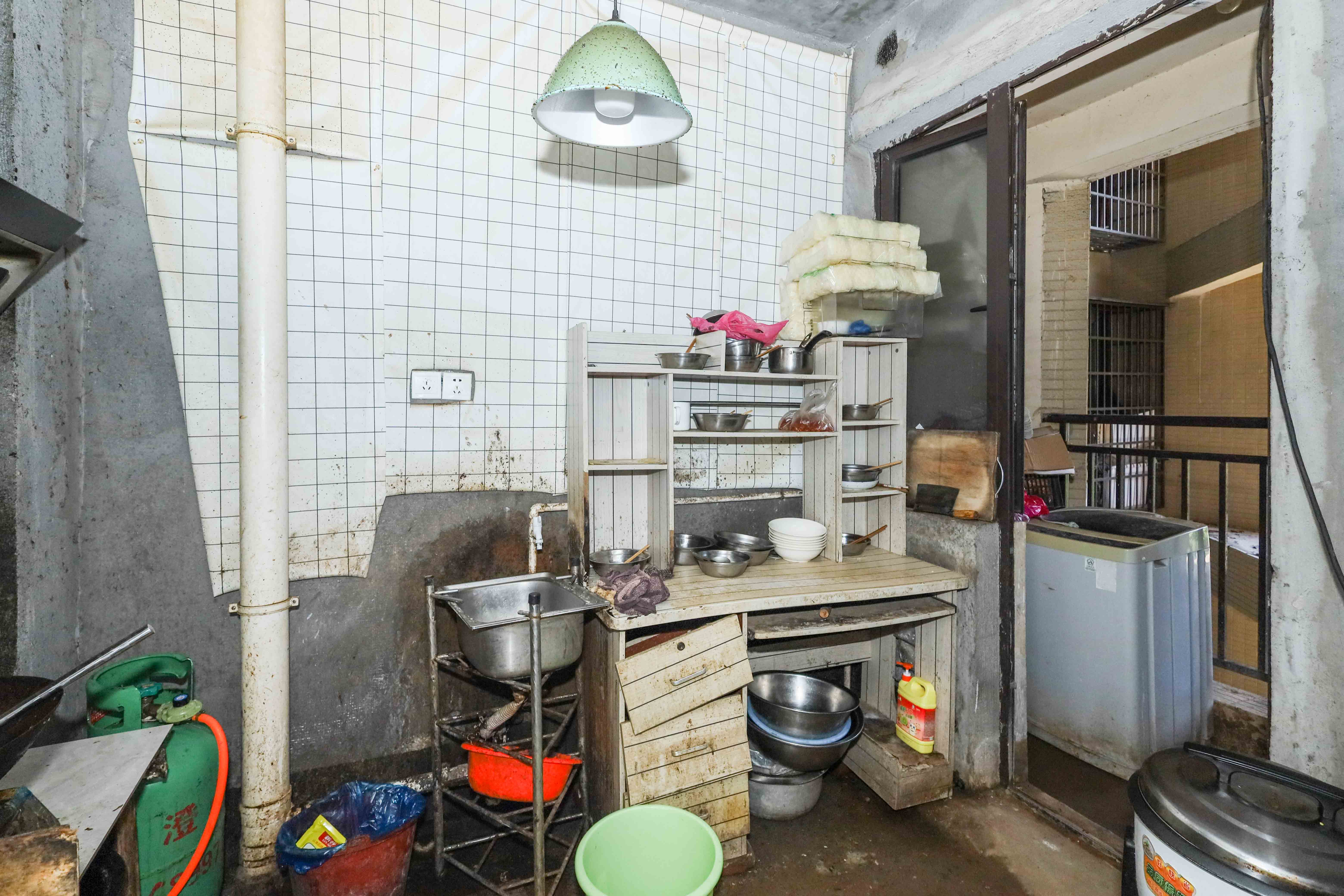保利麓谷林语E区  3室2厅2卫   126.10万其他