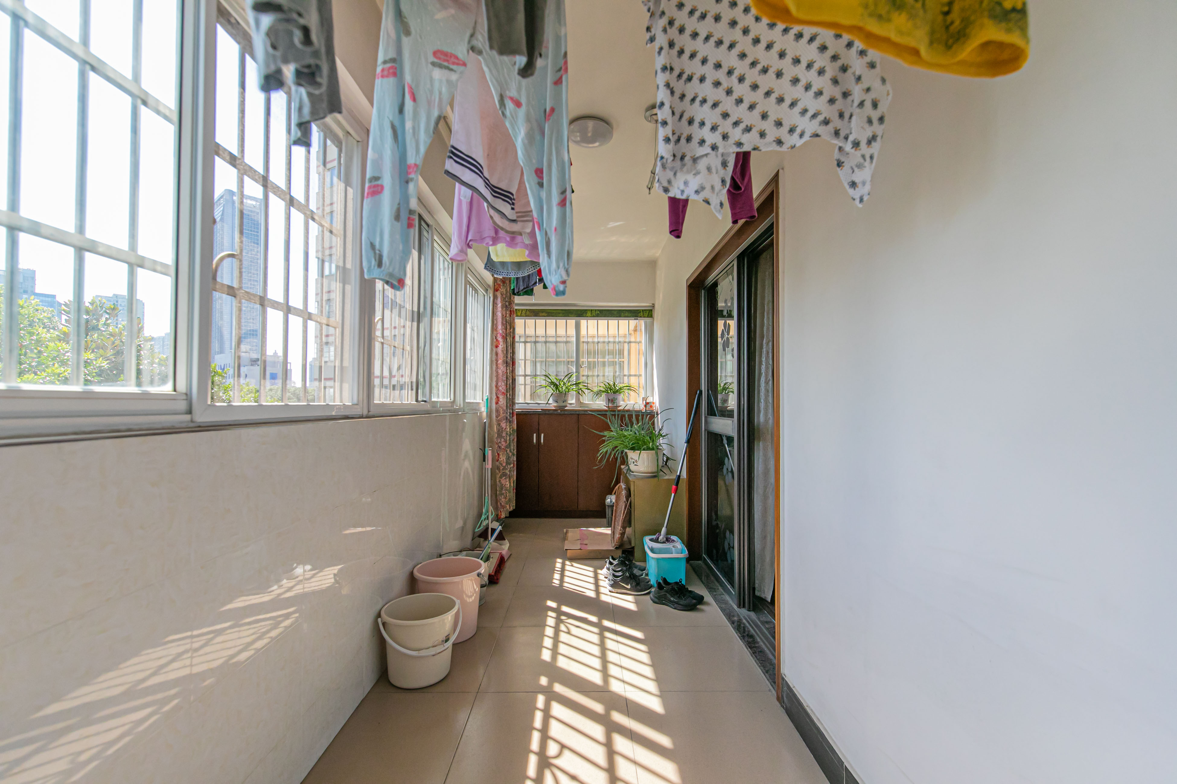 开源鑫阁 4室2厅2卫 88.0万 开源鑫阁 4室2厅2卫 88.0万阳台