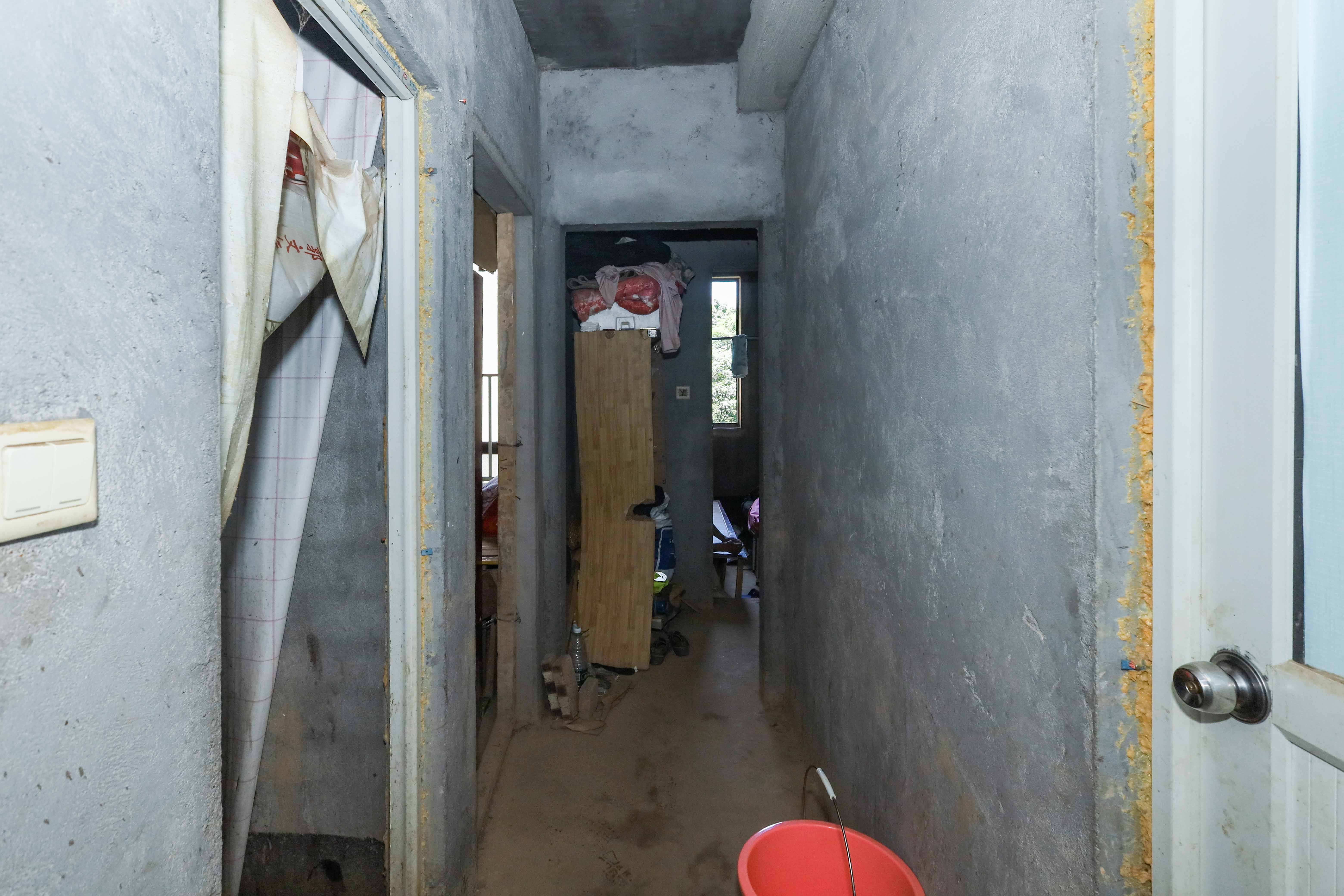 保利麓谷林语E区  3室2厅2卫   126.10万其他