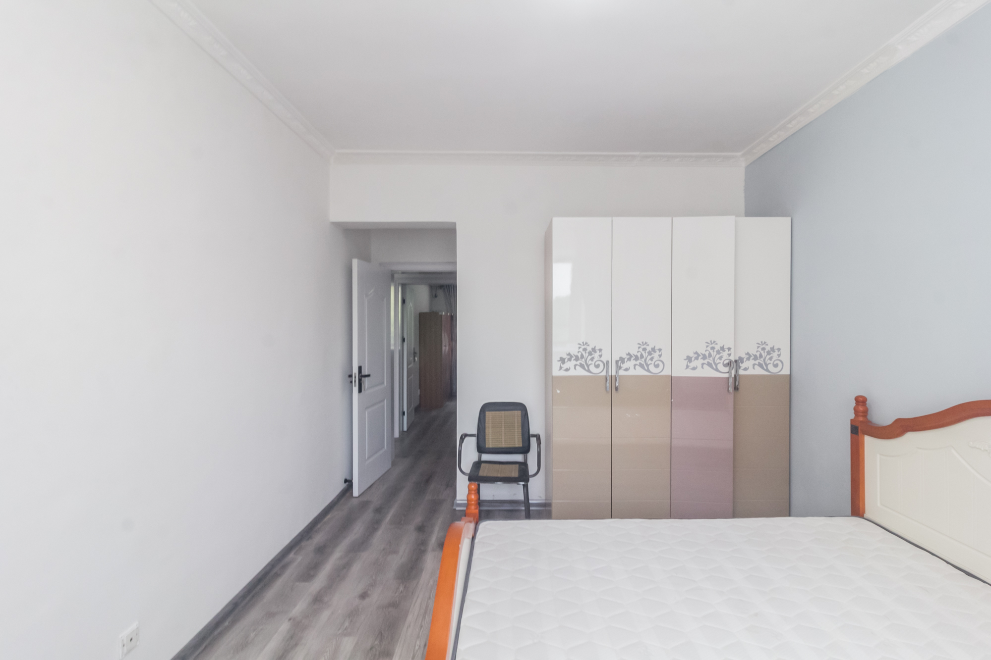 东城名苑 2室1厅1卫 31.0万 东城名苑 2室1厅1卫 31.0万卧室