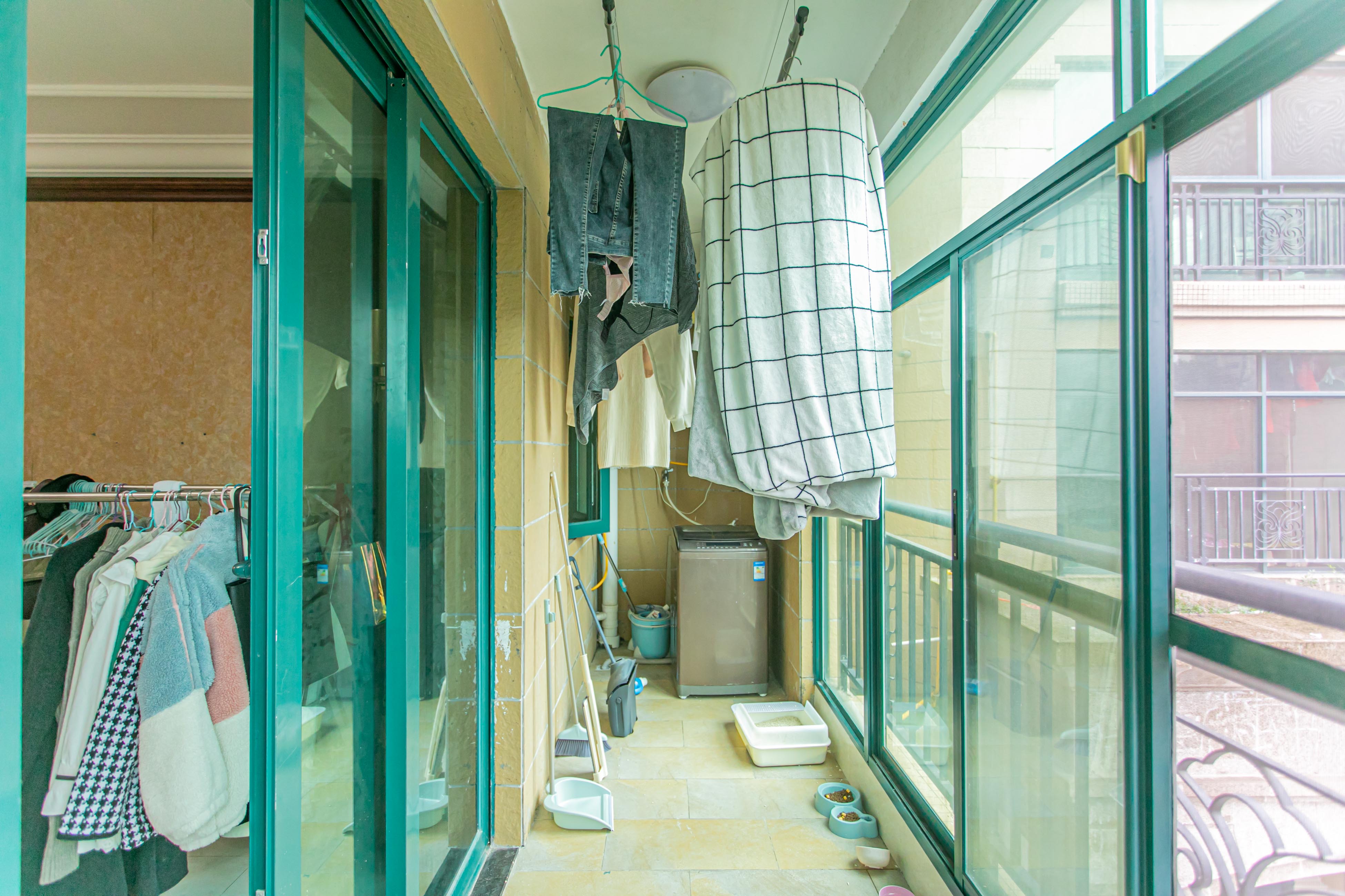 恒大翡翠华庭 3室2厅1卫 86.6万 恒大翡翠华庭 3室2厅1卫 86.6万阳台