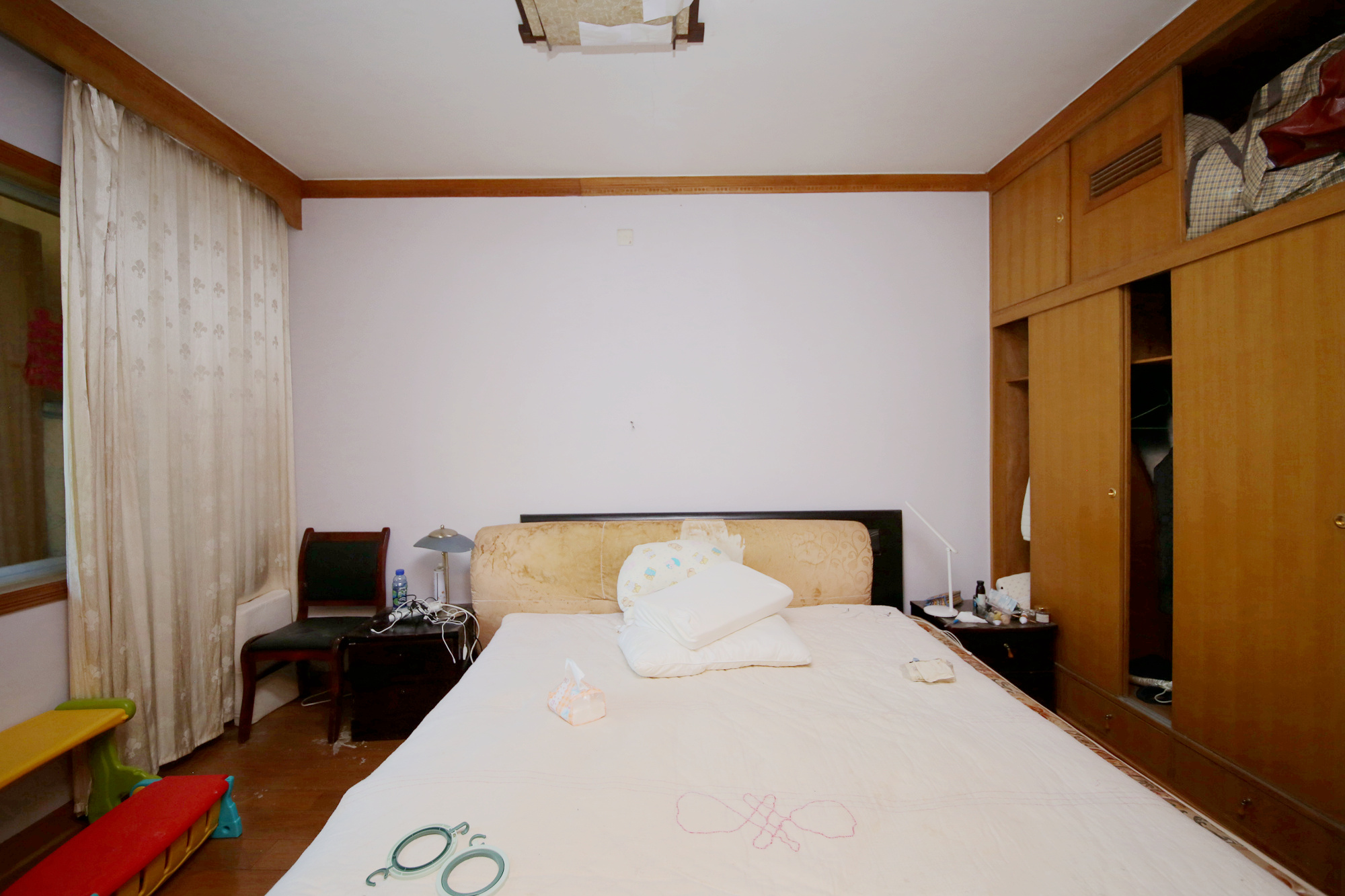 安全厅宿舍阳光小区（湘湖渔场阳光小区)  3室2厅1卫   88.00万卧室