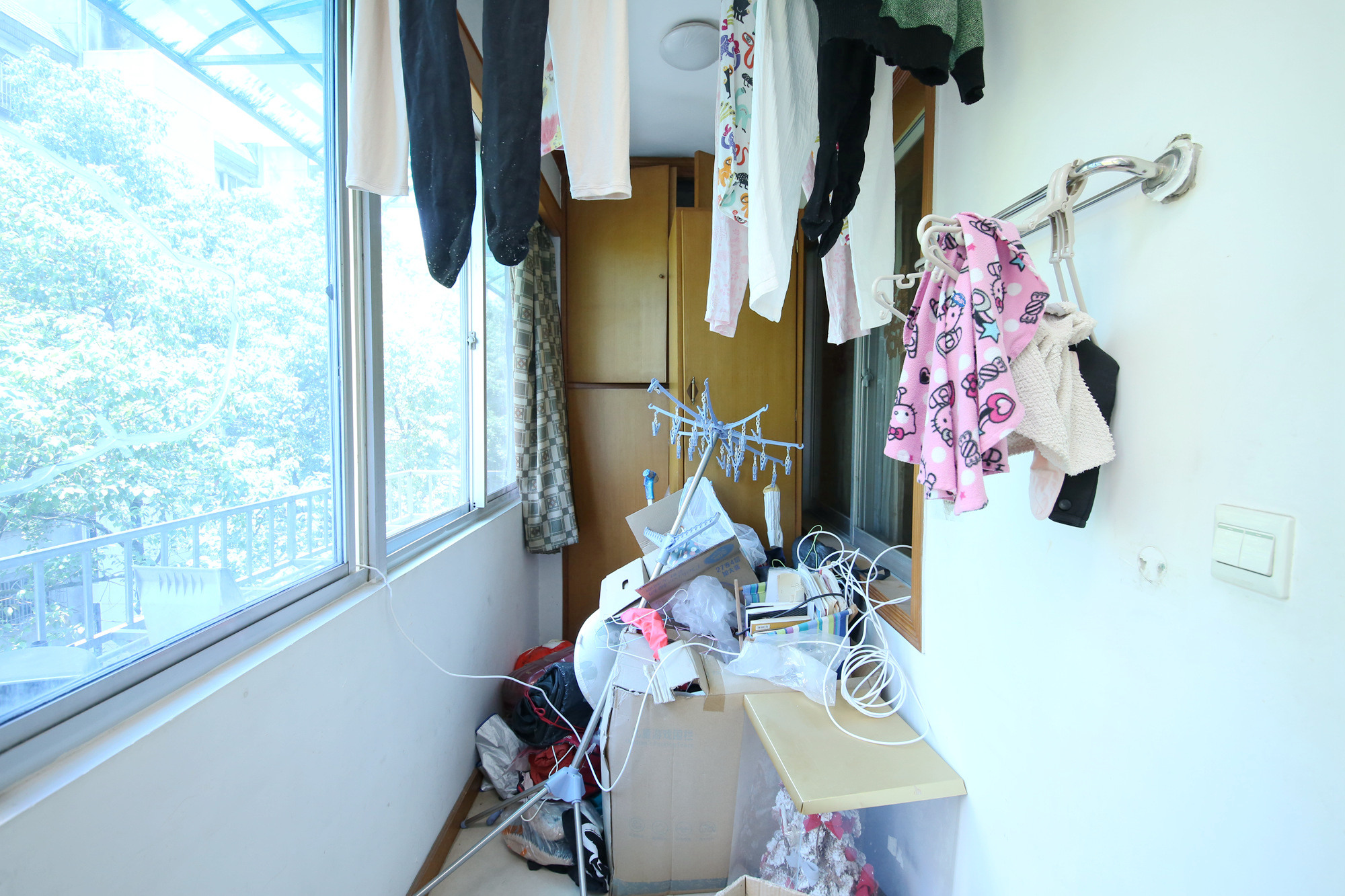 安全厅宿舍阳光小区（湘湖渔场阳光小区)  3室2厅1卫   88.00万阳台