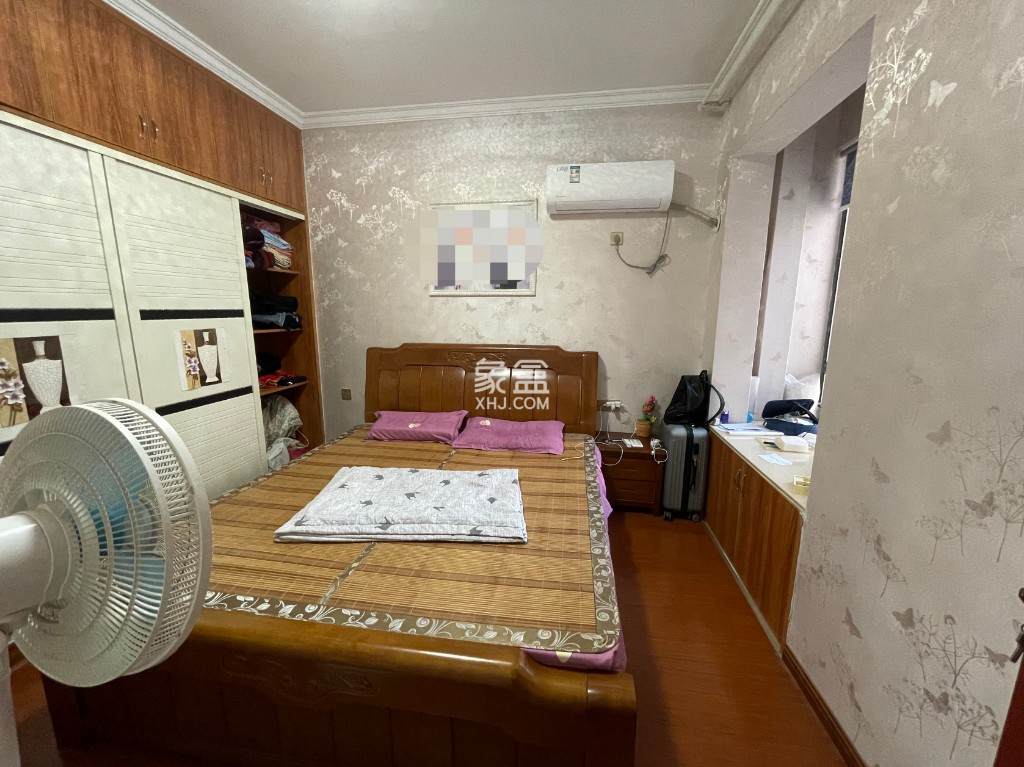 山水印象  2室2厅1卫    62.0万 山水印象  2室2厅1卫    62.0万客厅