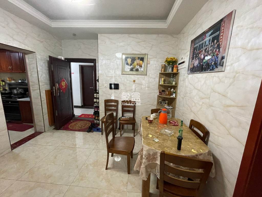 山水印象  2室2厅1卫    62.0万 山水印象  2室2厅1卫    62.0万客厅