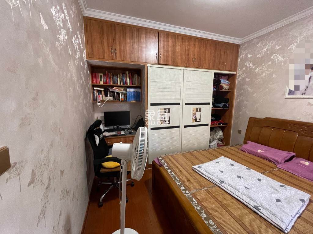 山水印象  2室2厅1卫    62.0万 山水印象  2室2厅1卫    62.0万客厅