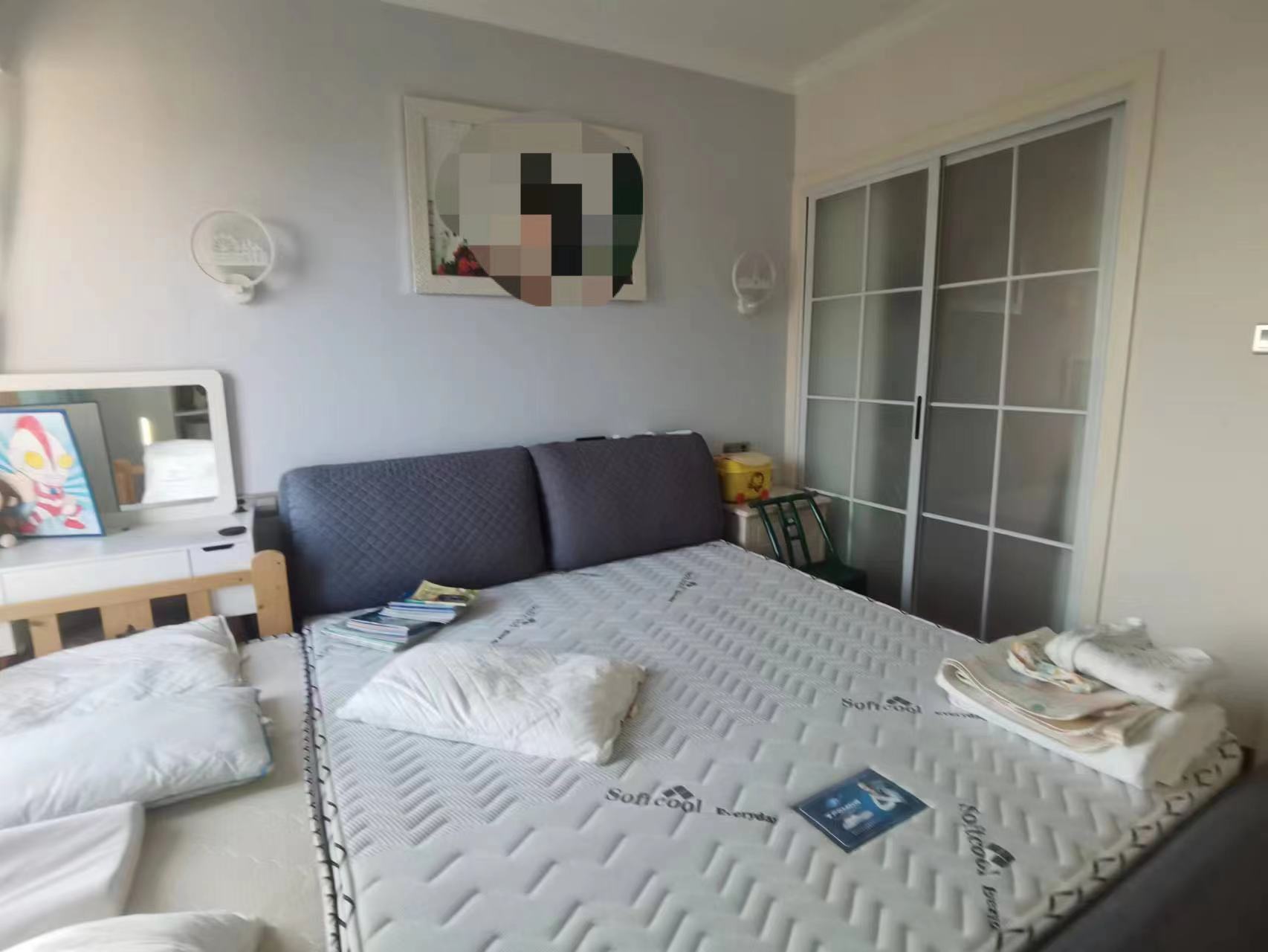 东部美的城 3室2厅2卫 88.0万 东部美的城 3室2厅2卫 88.0万客厅