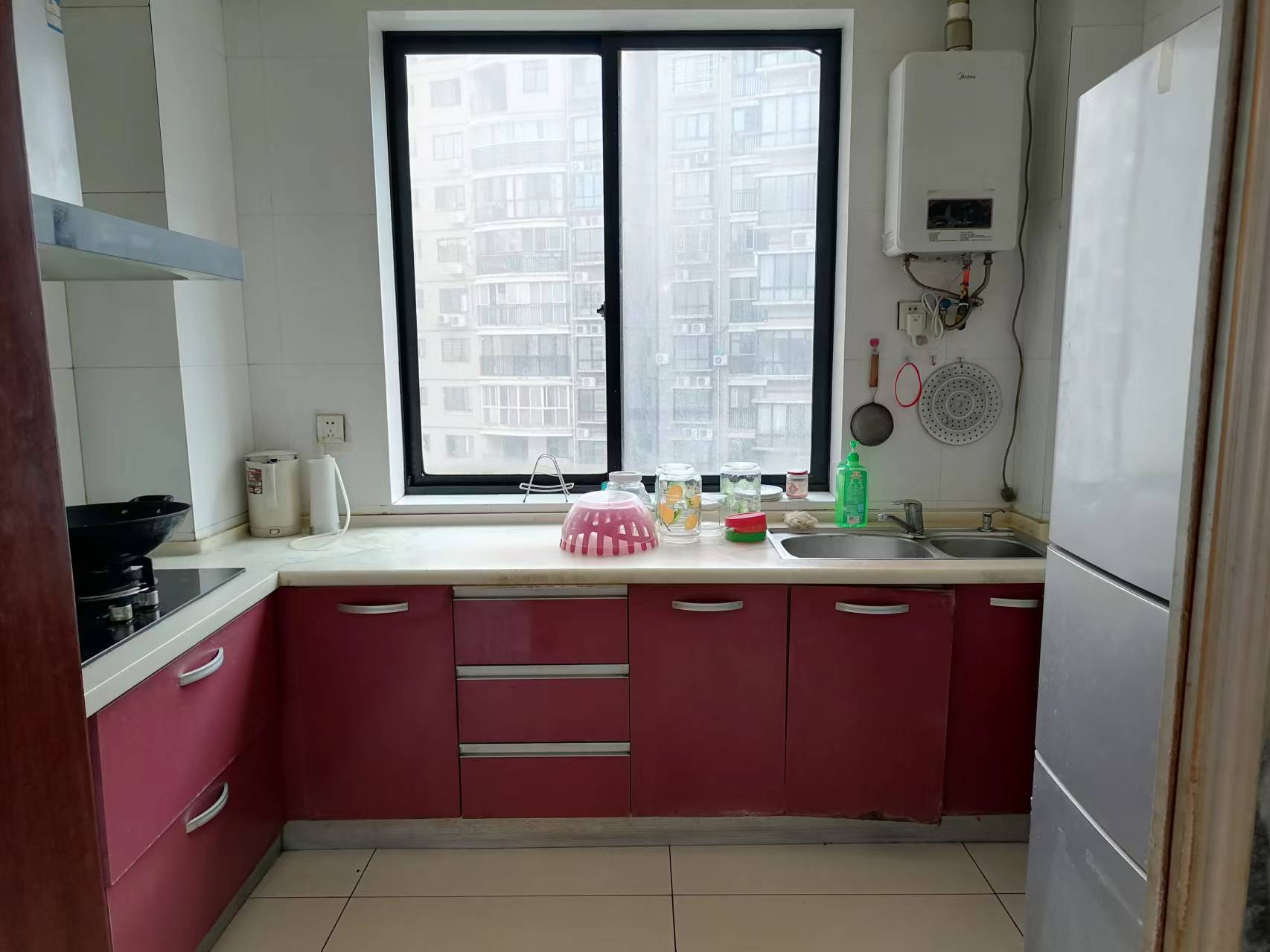 湘银二期世纪花园 4室2厅2卫 86.8万 湘银二期世纪花园 4室2厅2卫 86.8万客厅