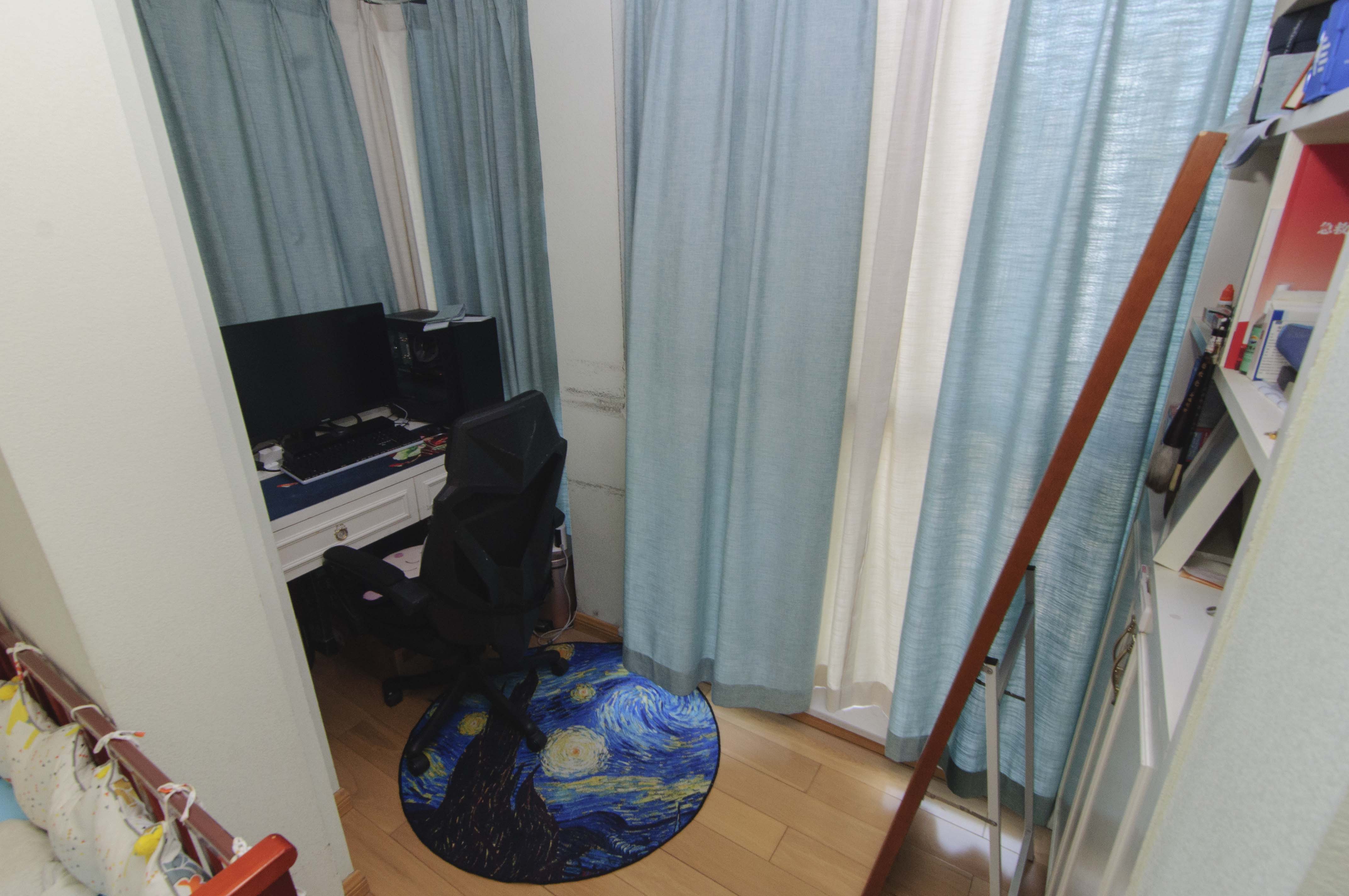 慢步江湾  3室2厅1卫    108.0万卧室