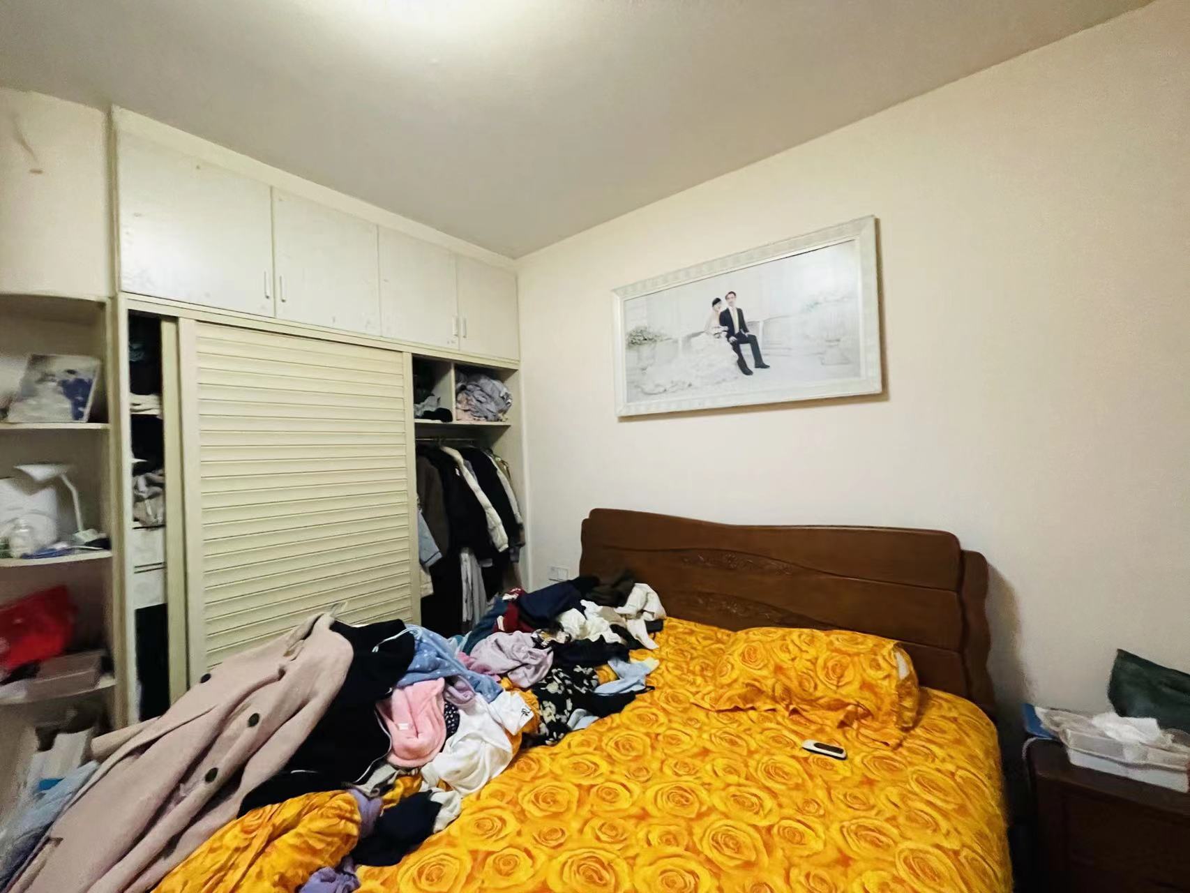 百江花园 3室2厅1卫 59.8万 百江花园 3室2厅1卫 59.8万客厅