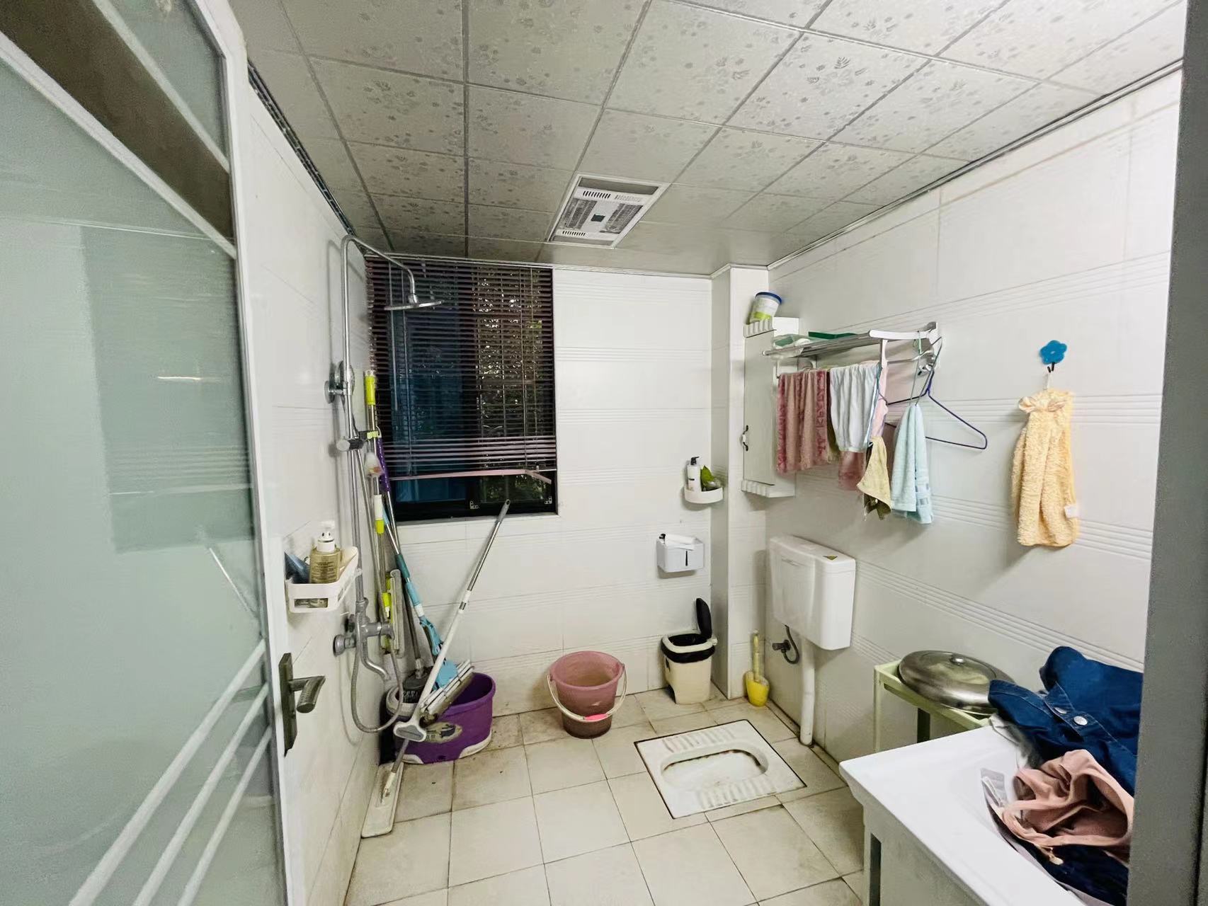 百江花园 3室2厅1卫 59.8万 百江花园 3室2厅1卫 59.8万客厅