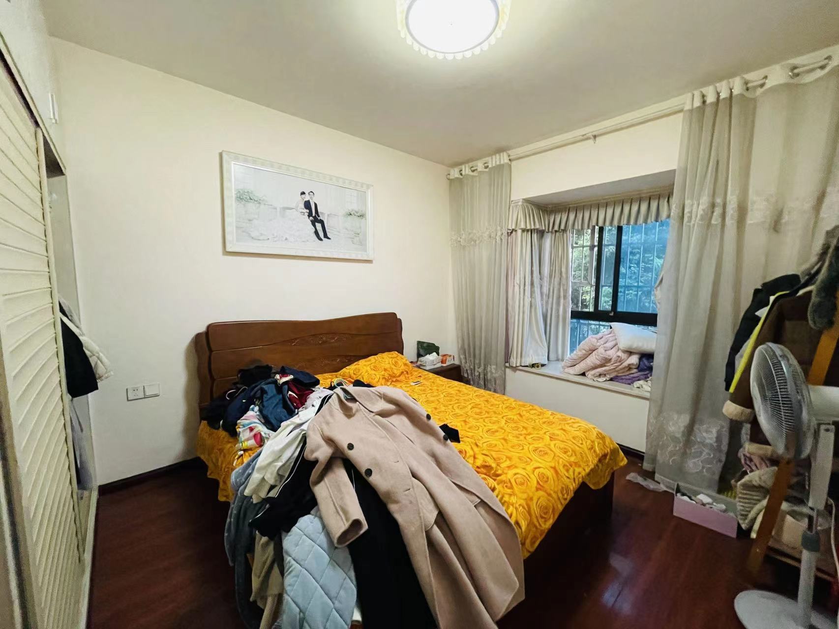 百江花园 3室2厅1卫 59.8万 百江花园 3室2厅1卫 59.8万客厅