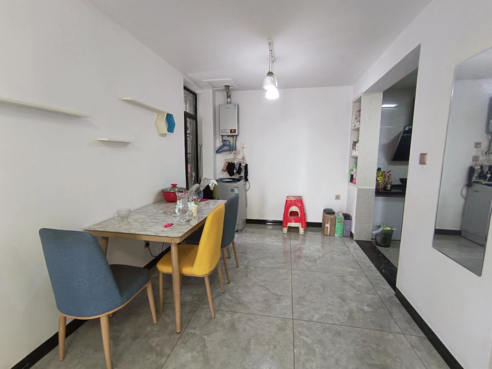 圣华名城建设北路110号 2室2厅1卫 45.0万 圣华名城建设北路110号 2室2厅1卫 45.0万客厅